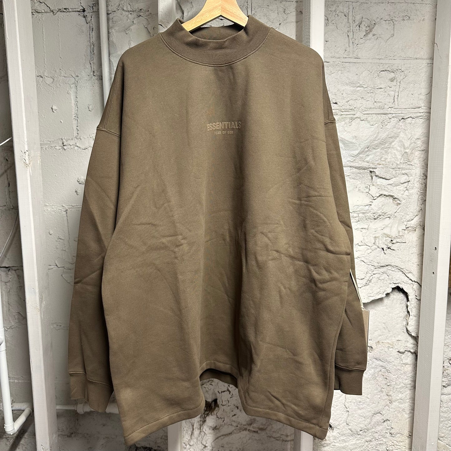 Fear of God Essentials Brown Relaxed Crewneck Sz XL DS