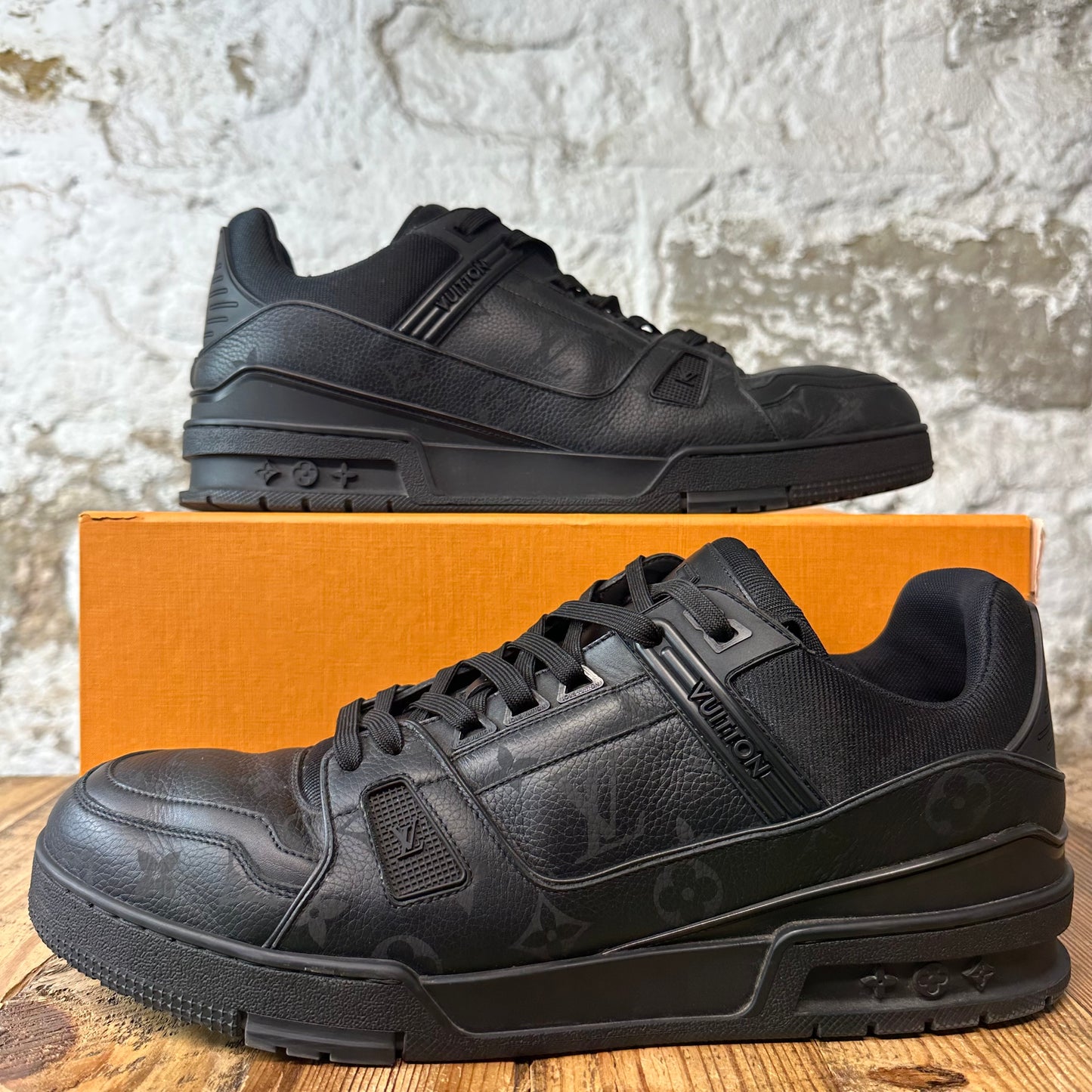 Louis Vuitton Black Monogram Trainer Sneaker Sz 13.5 (12LV)