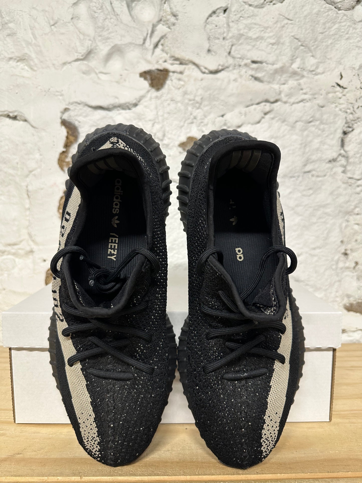Yeezy 350 Oreo Sz 11