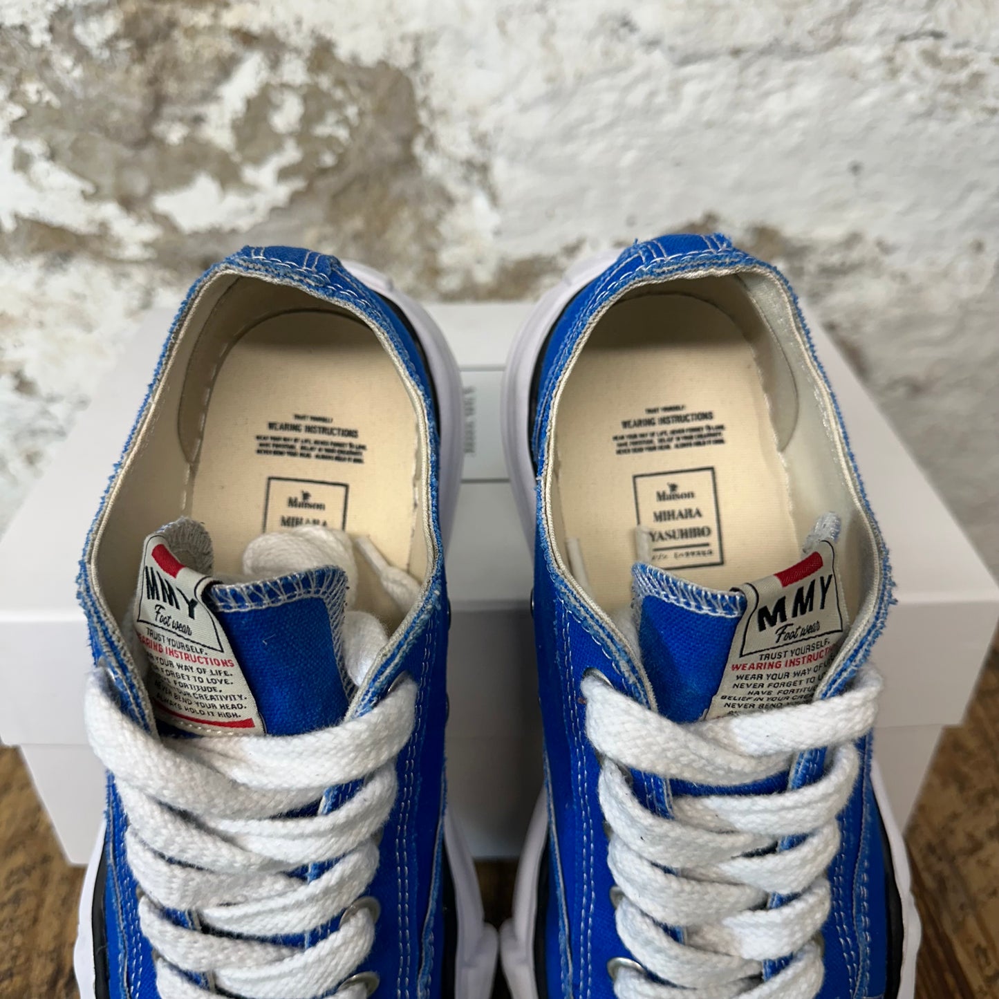 Maison Mihara Blue White Peterson Sneaker Sz 9 (42)