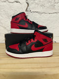 Air Jordan 1 Mid Banned Sz 6Y