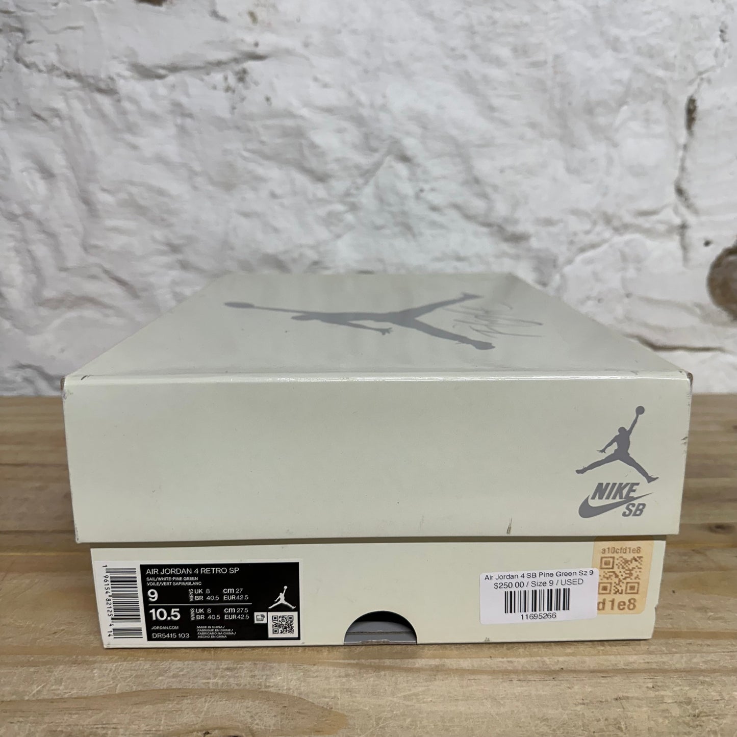 Air Jordan 4 SB Pine Green Sz 9