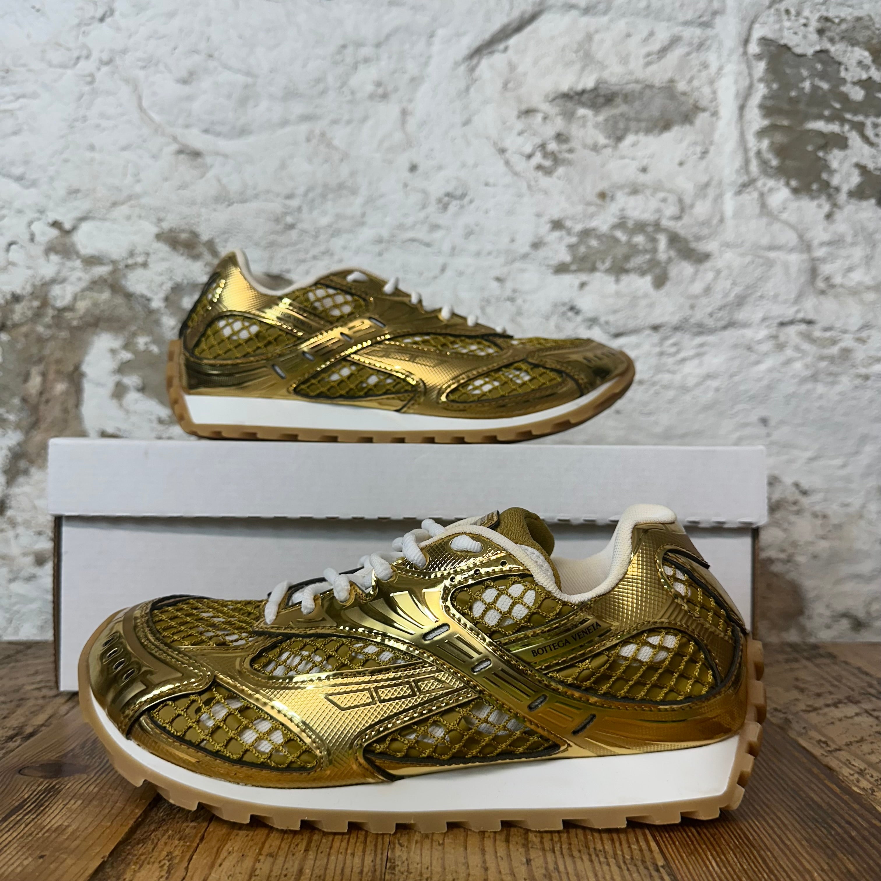 Bottega Veneta Gold Orbit Sneaker Sz 6 (38)