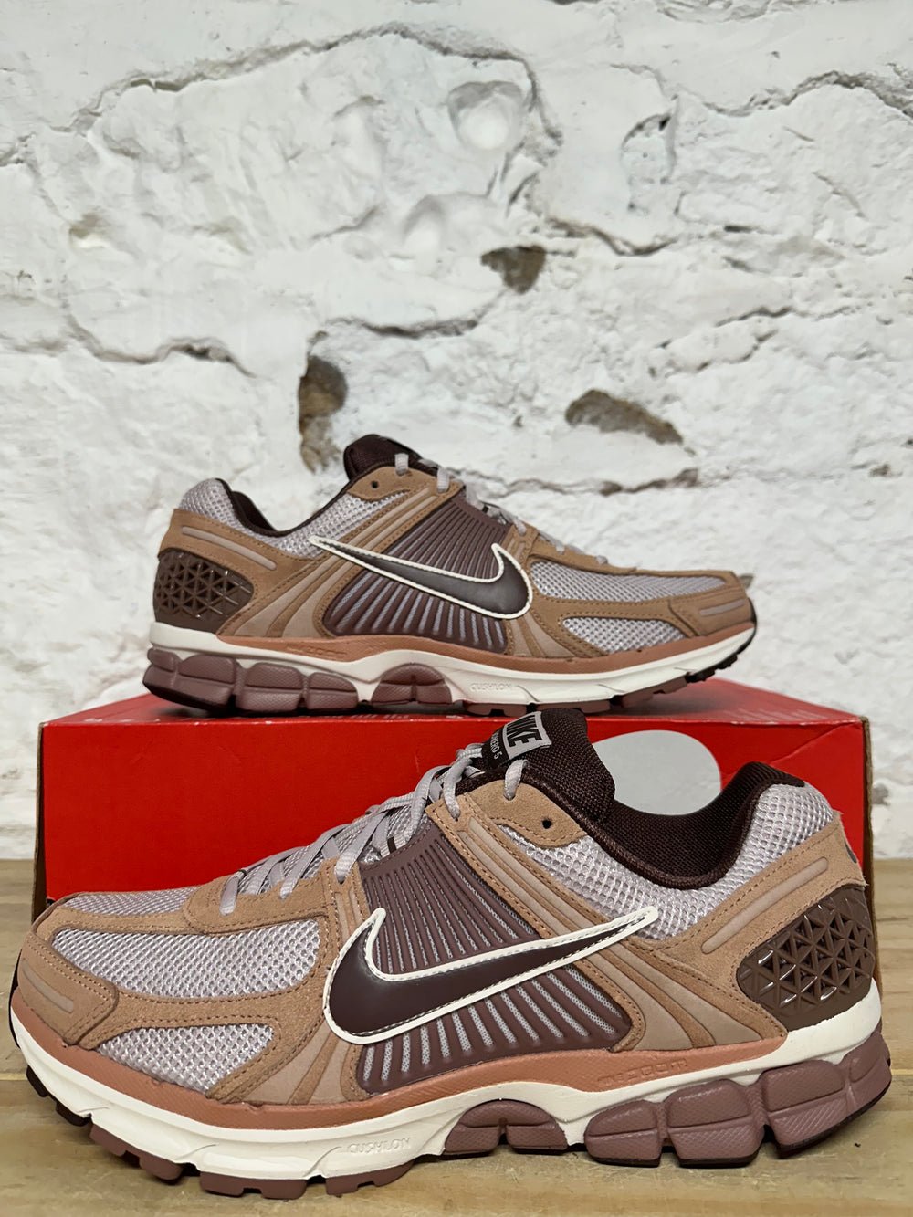 Nike Zoom Vomero 5 Dusted Clay Sz 13