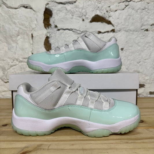 Air Jordan 11 Low Igloo Sz 8.5 (10W)