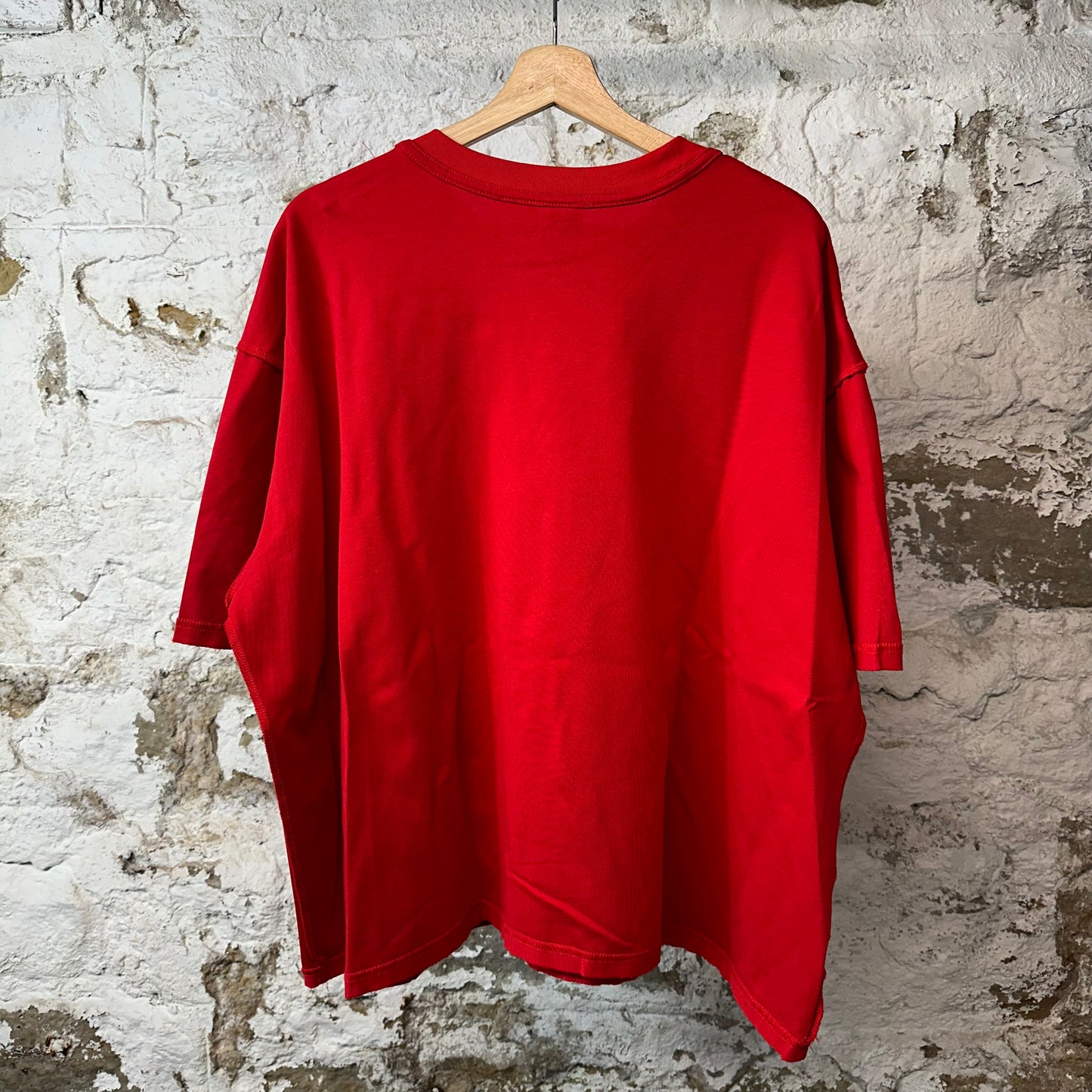 Saint Vanity White Griffin T-shirt Red Sz XL