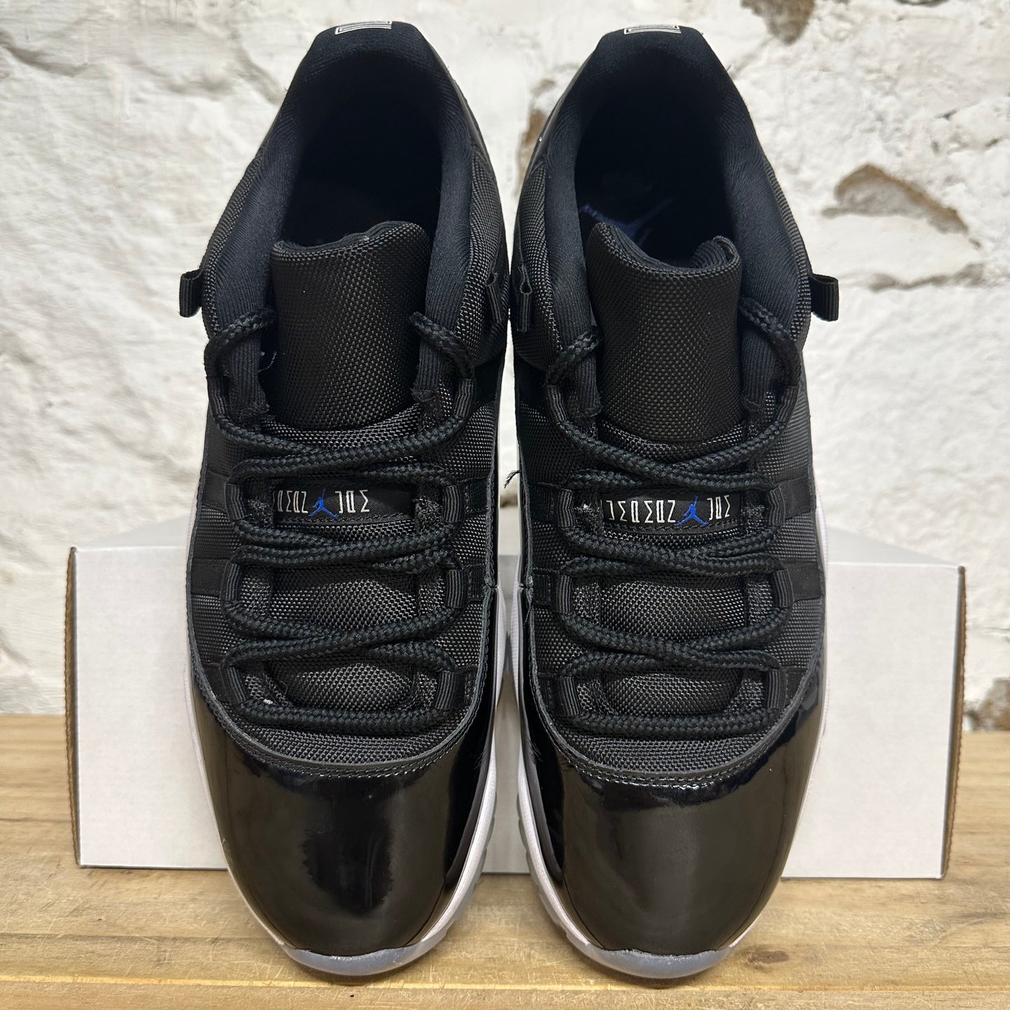 Air Jordan 11 Low Space Jam Sz 11.5