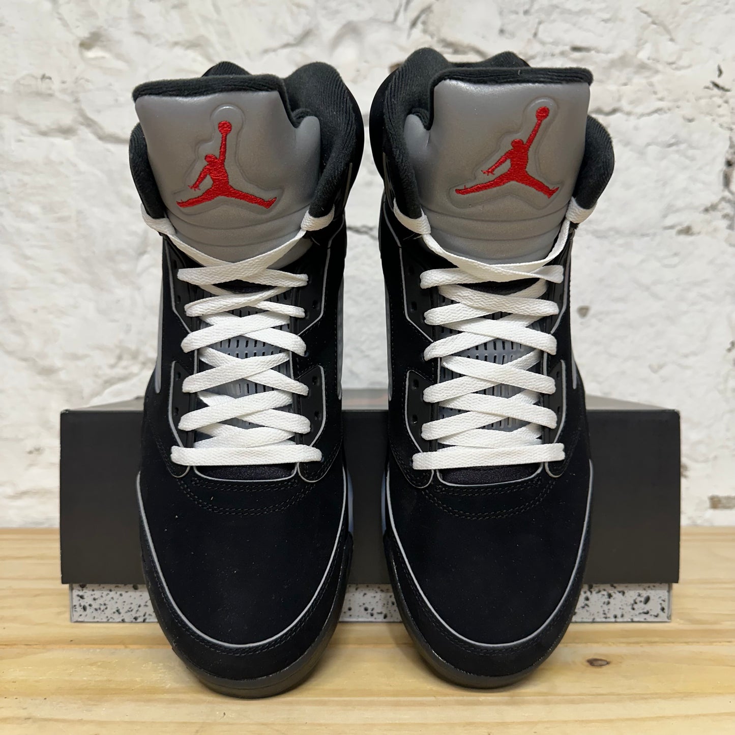 Air Jordan 5 Black Metallic Reimaigined Sz 12 DS
