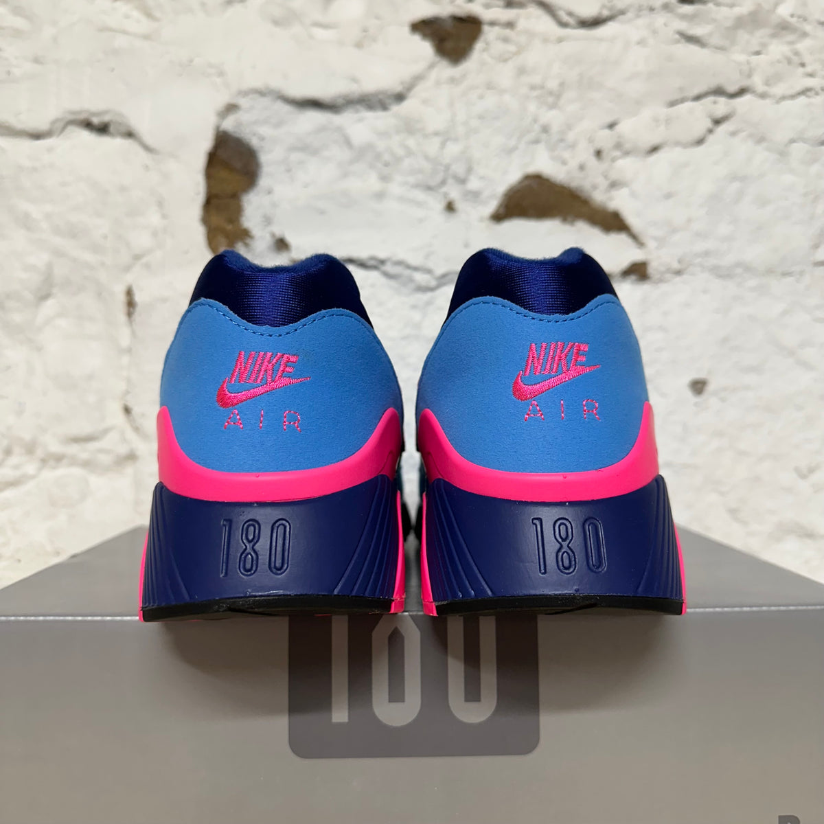 Nike Air Max 180 University Blue Hyper Pink Sz 10.5 DS