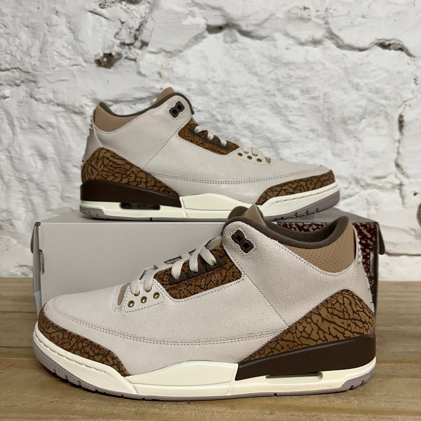 Air Jordan 3 Palomino Sz 11.5 DS