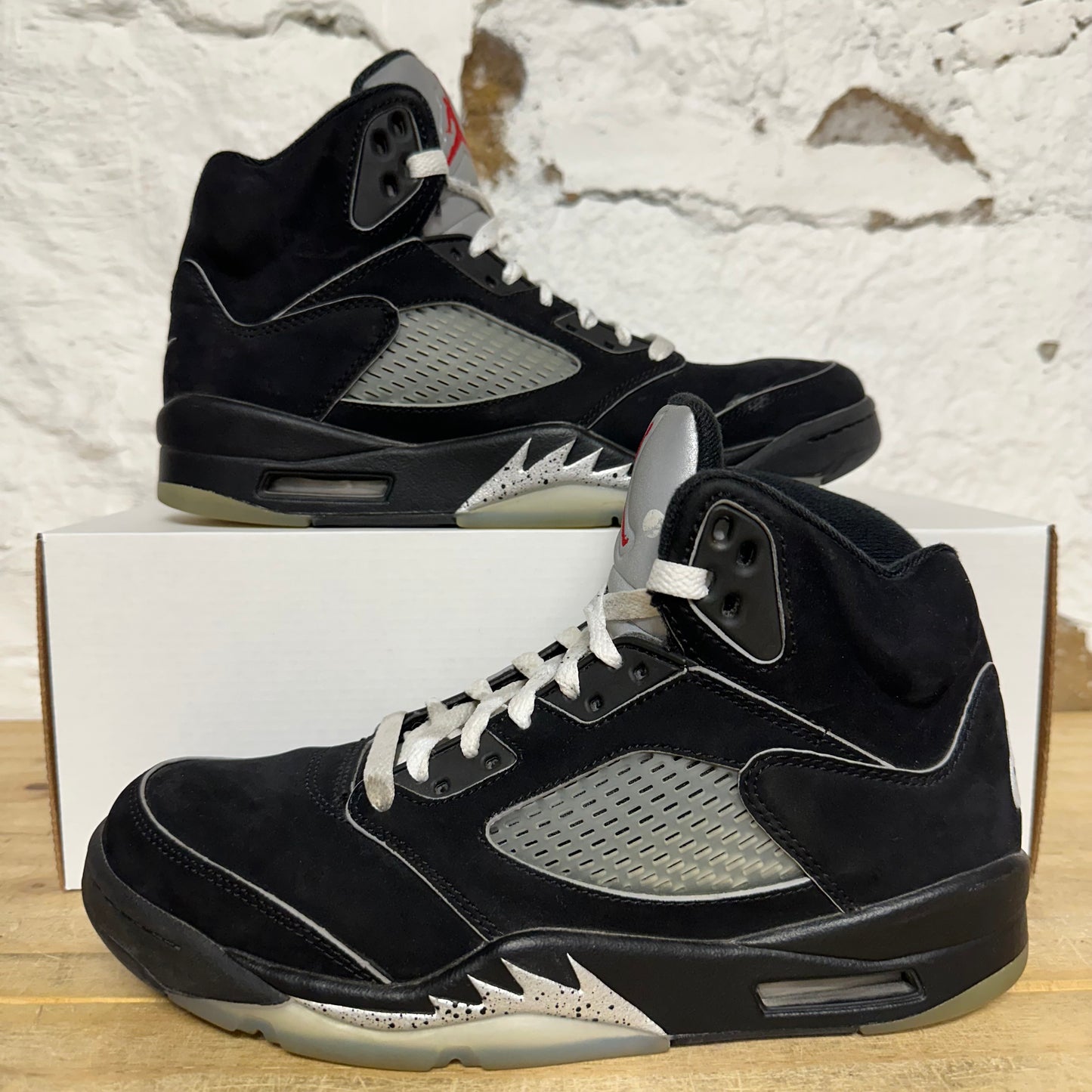 Air Jordan 5 Black Metallic Reimagined Sz 8