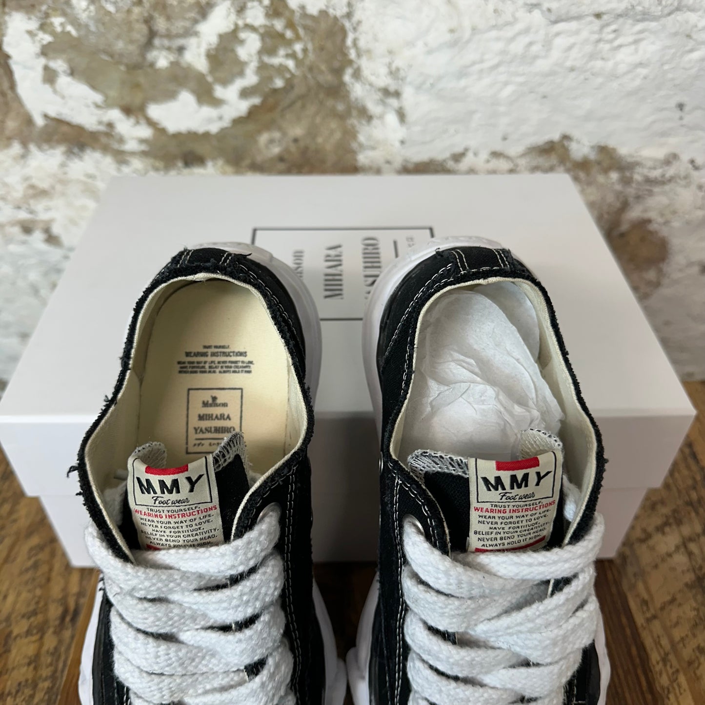 Maison Mihara Black White Peterson Sneaker Sz 7 (40)
