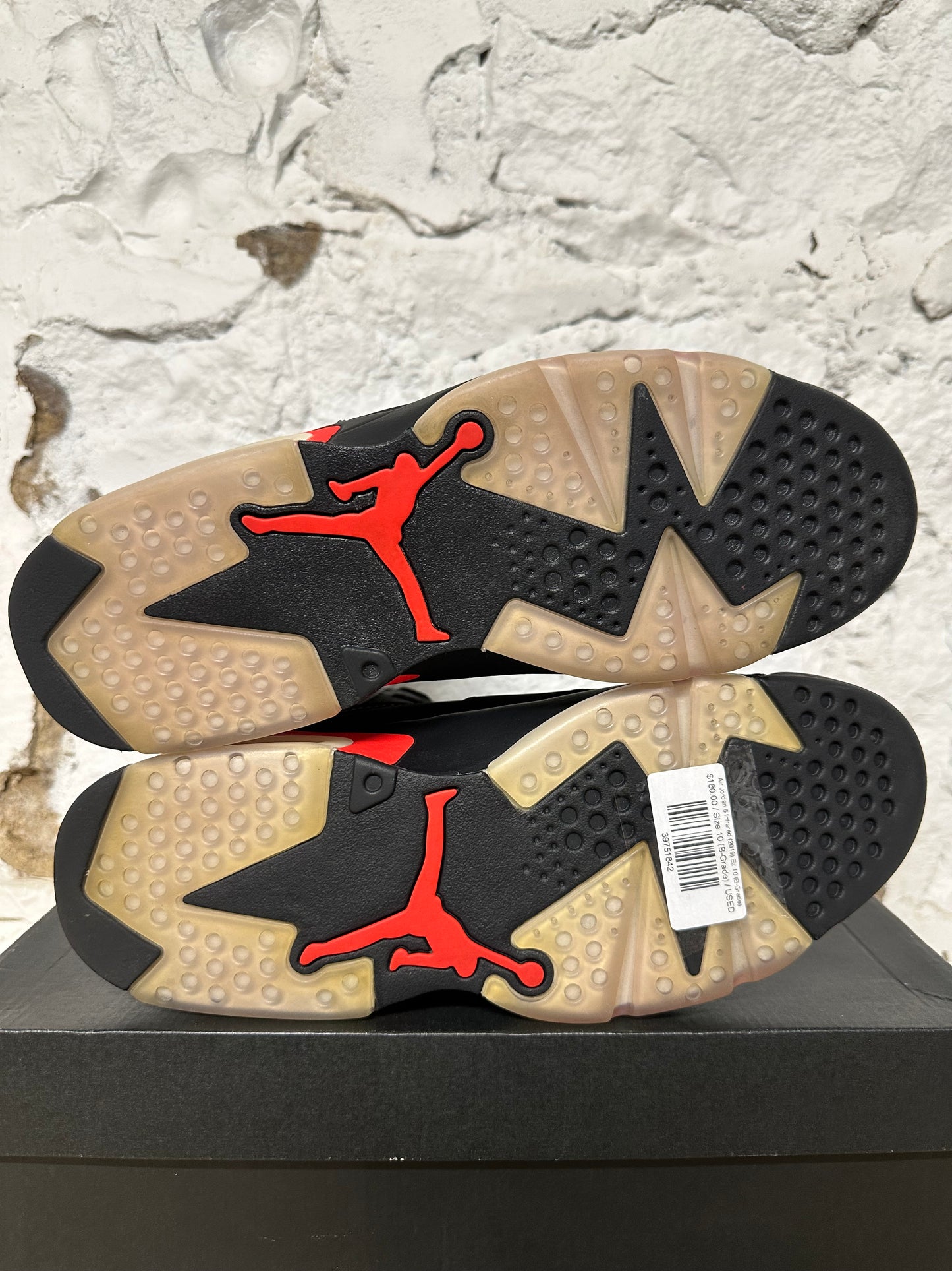 Air Jordan 6 Infrared Black (2019) Sz 10 (B-Grade)