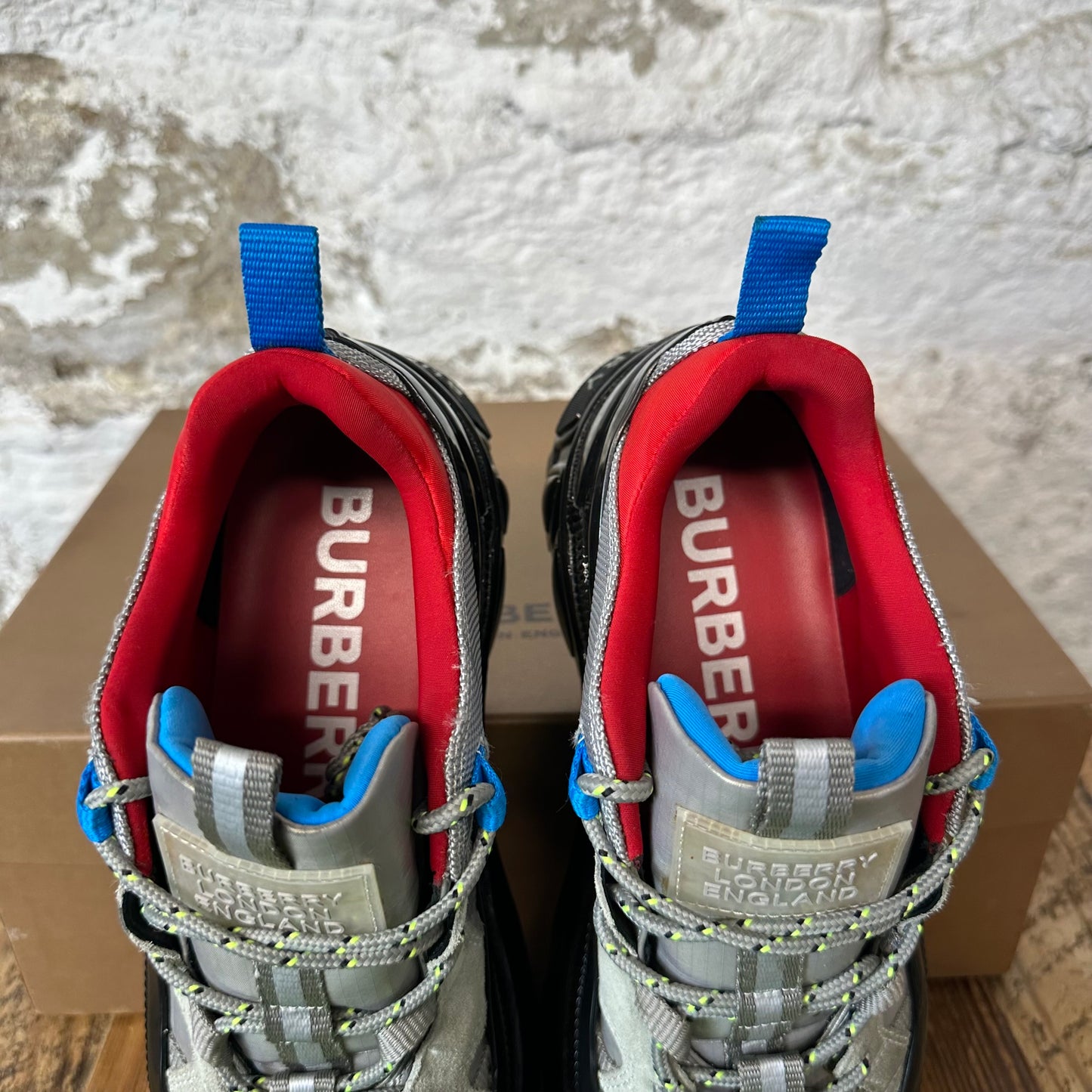 Burberry Arthur Red Grey Black Sneaker Sz 8 (41)