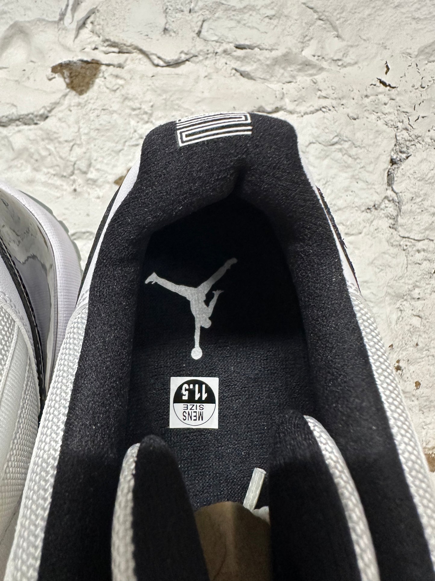 Air Jordan 11 Low Concord Sz 11.5 DS