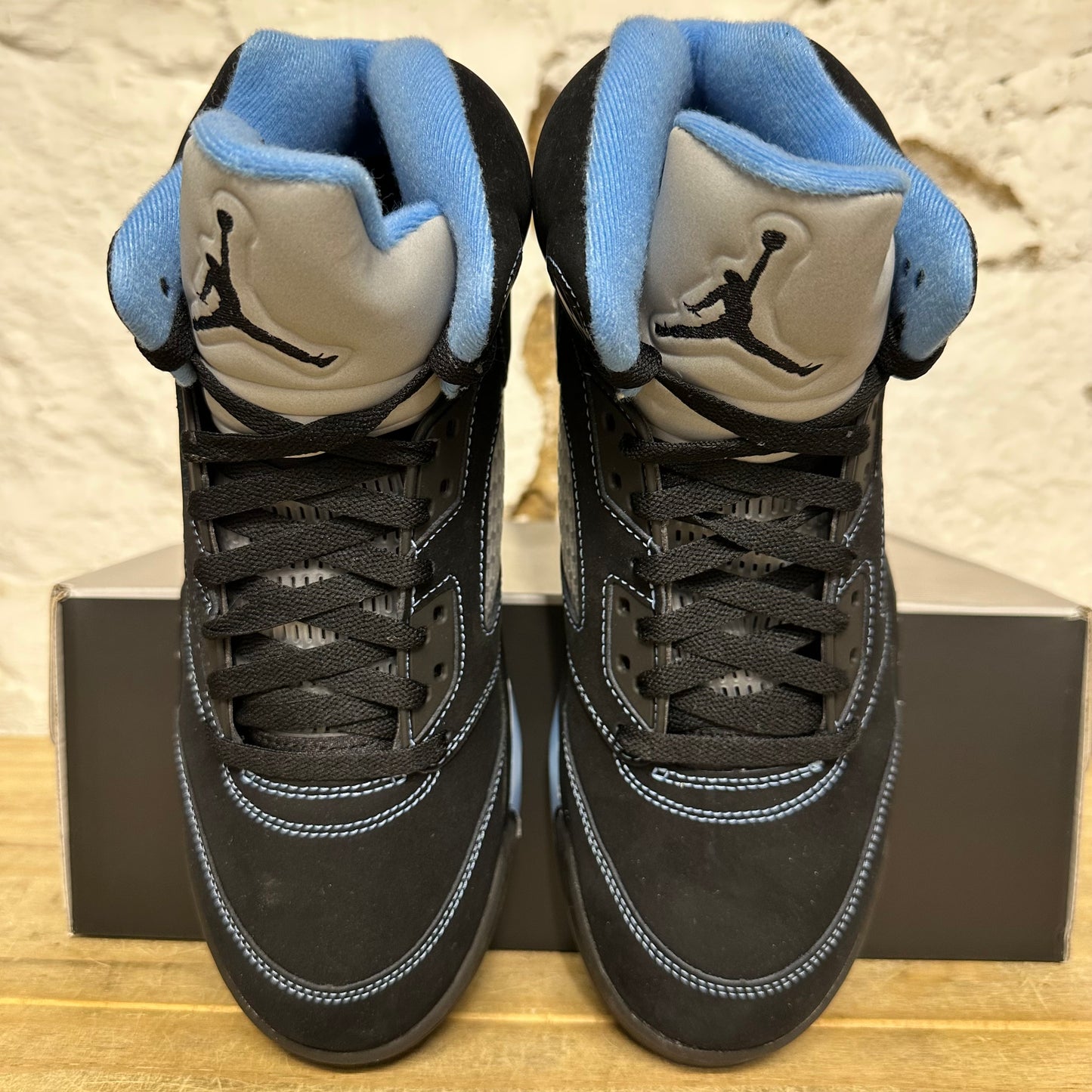 Air Jordan 5 Black University Blue Sz 9.5 DS