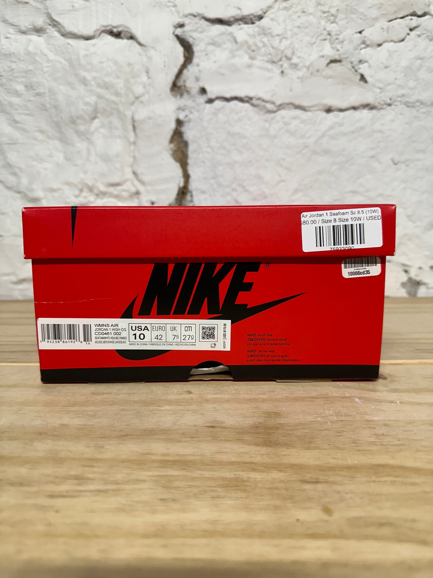 Air Jordan 1 High Seafoam Sz 8.5 (10W)