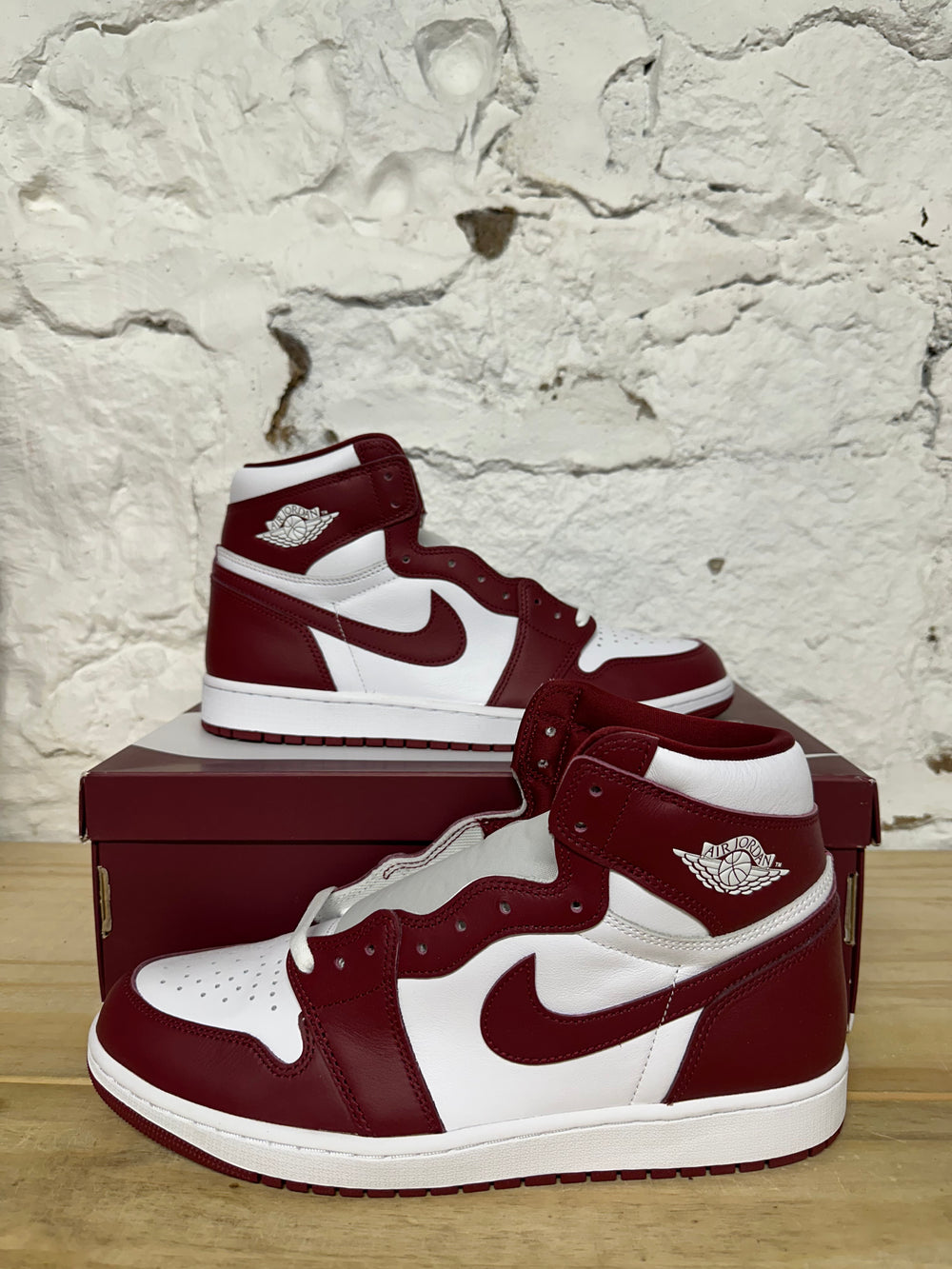 Air Jordan 1 Artisinal Red Sz 12 DS