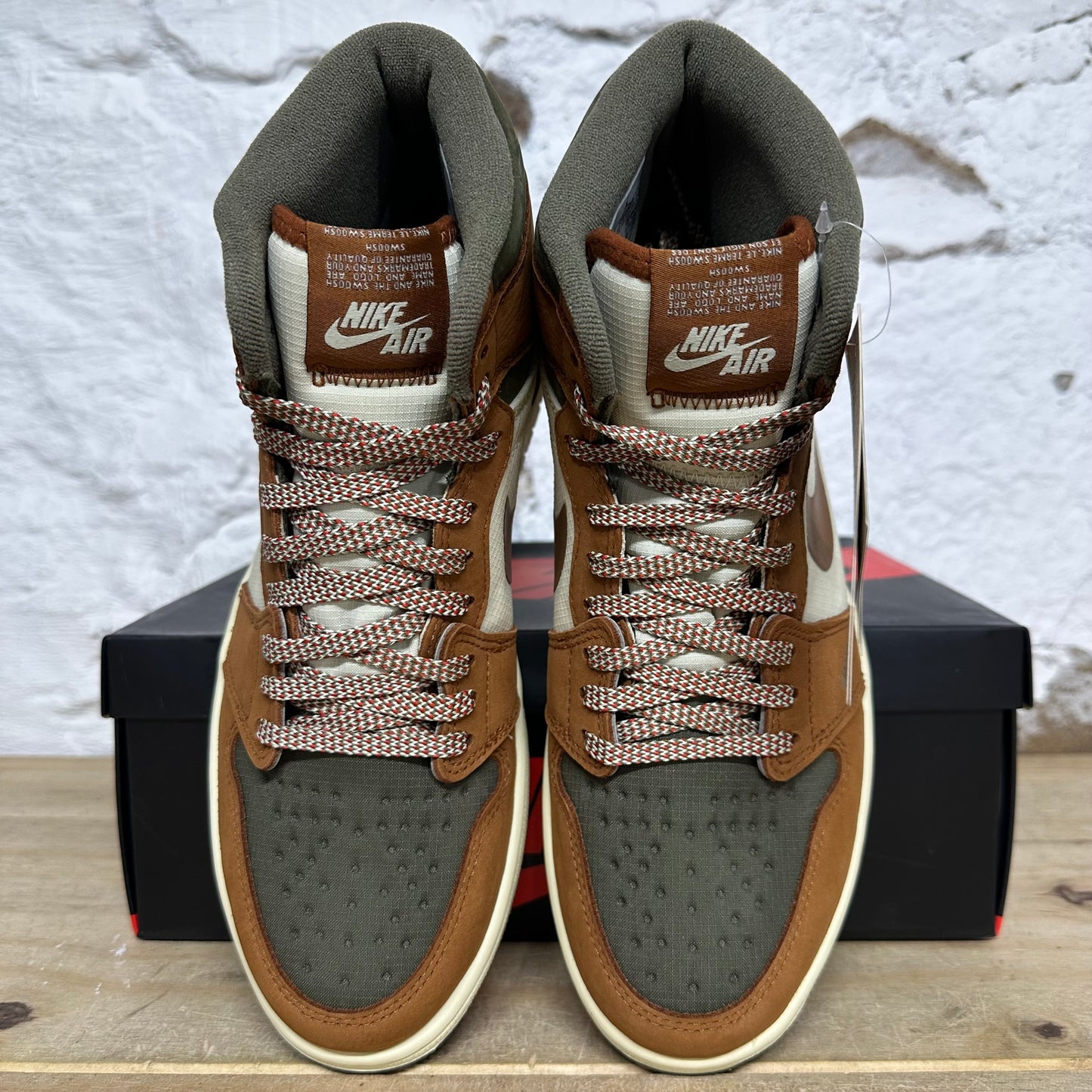 Air Jordan 1 High Gore-Tex Legend Coffee Sz 8 DS