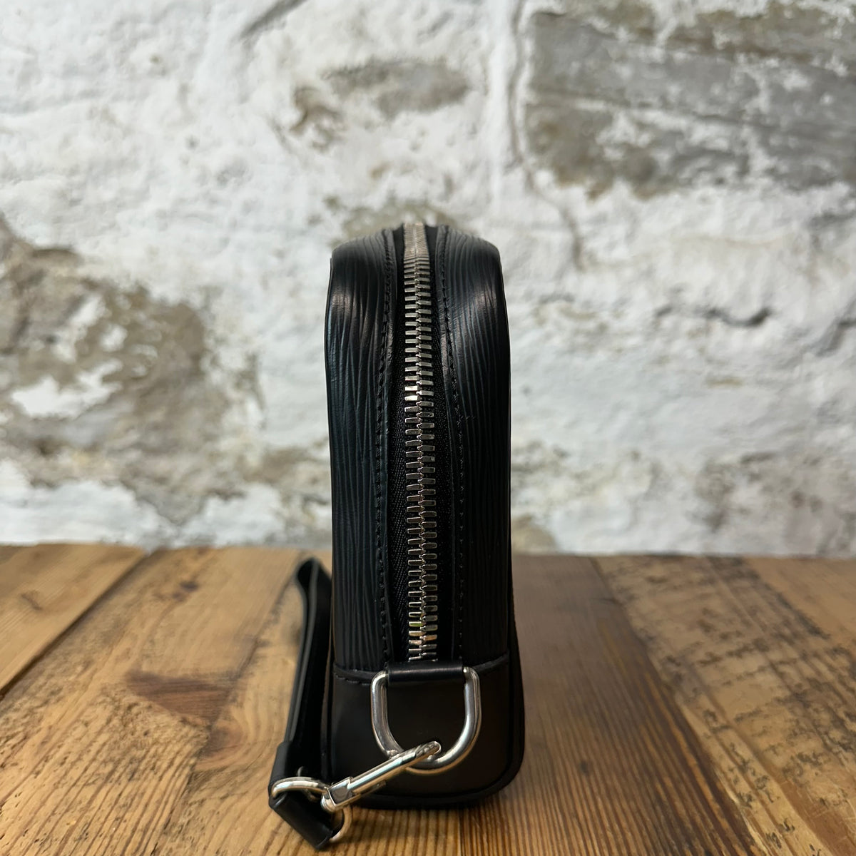 Louis Vuitton Neo Epi Leather Pochette Hoche Bag