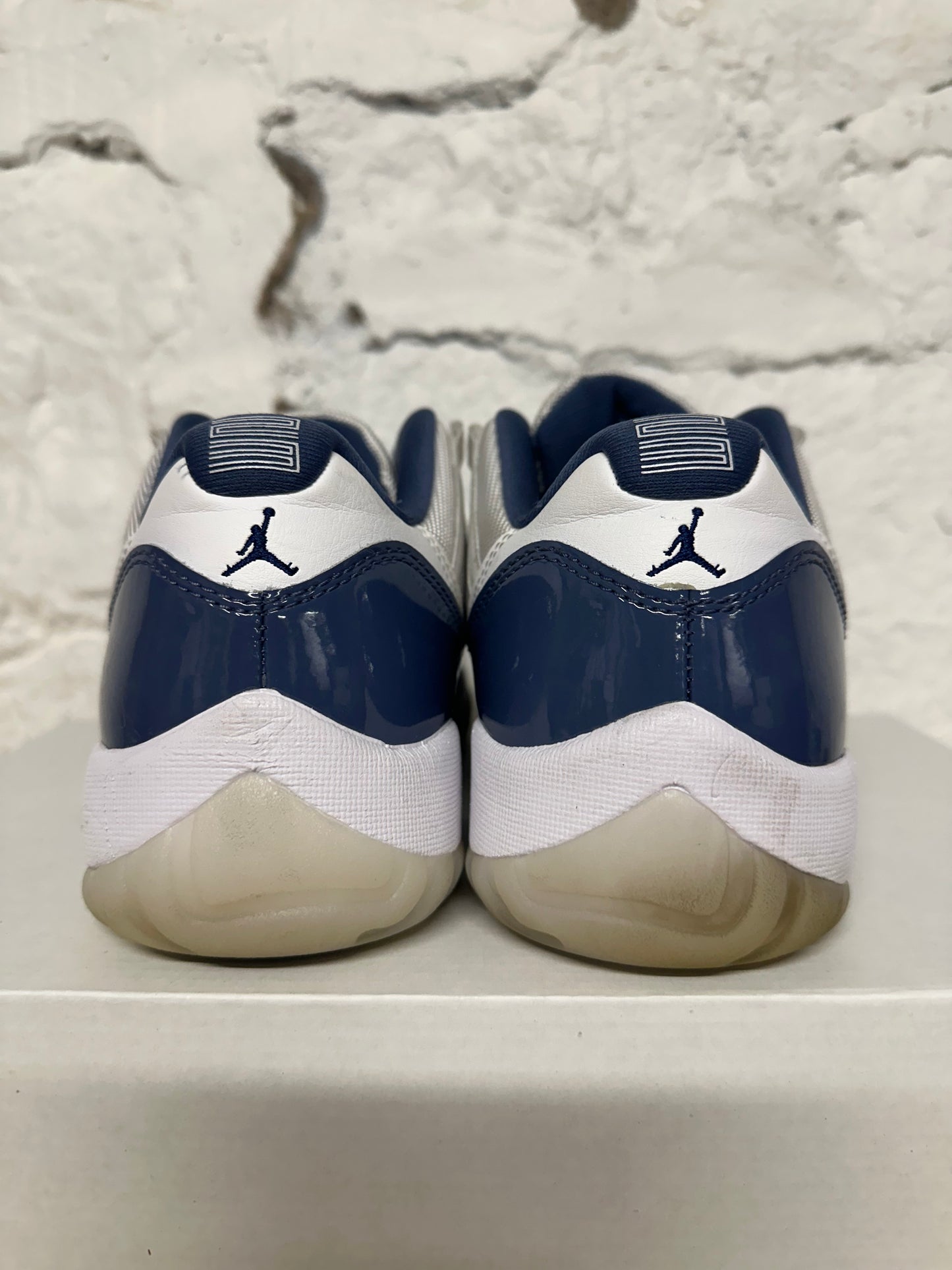 Air Jordan 11 Low Diffused Blue Sz 9