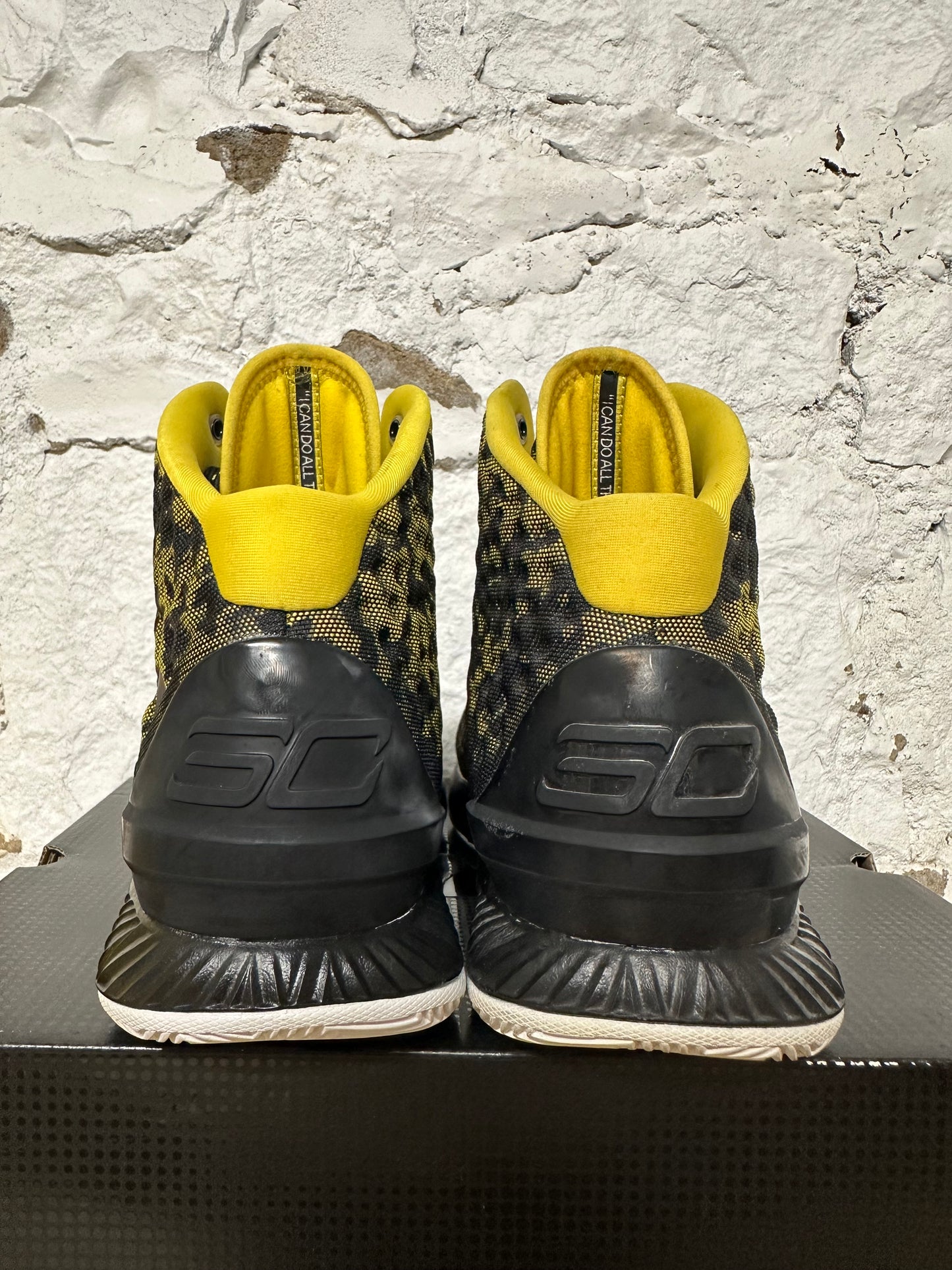 Under Armour Curry 1 Away Sz 10 DS