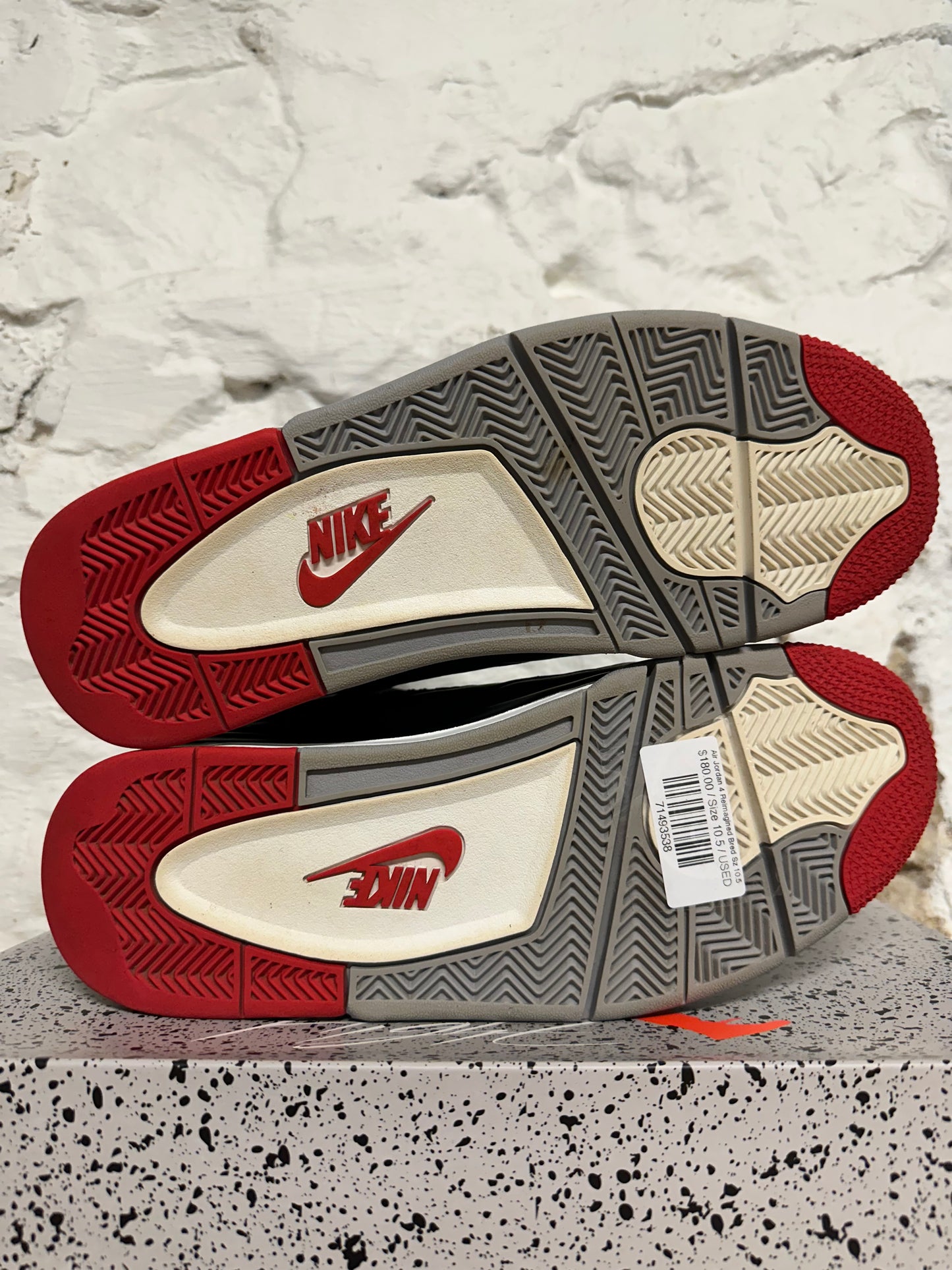 Air Jordan 4 Reimagined Bred Sz 10.5