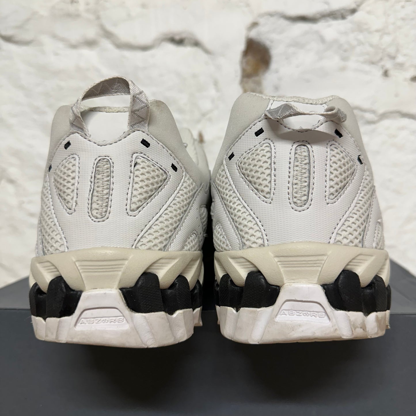 New Balance 610 Nimbus Cloud White Sz 10.5