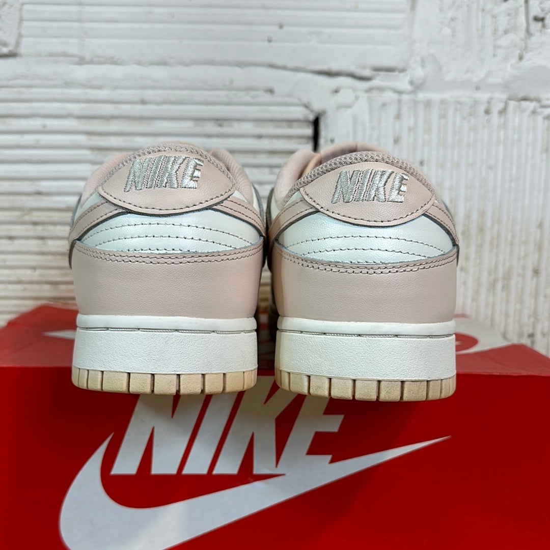 Nike Dunk Low Orange Pearl Sz 9.5(11W)