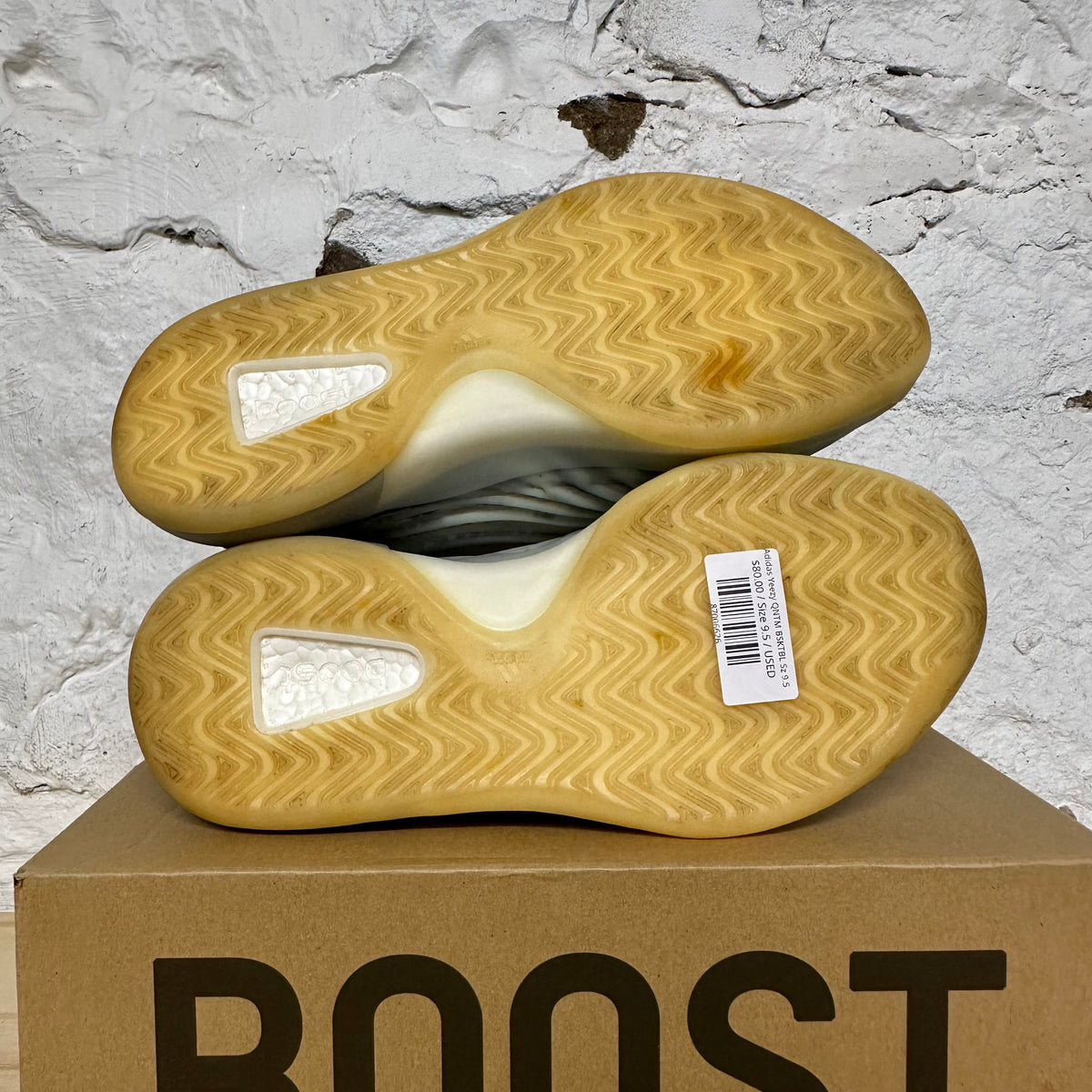 Yeezy QNTM BSKTBL Sz 9.5