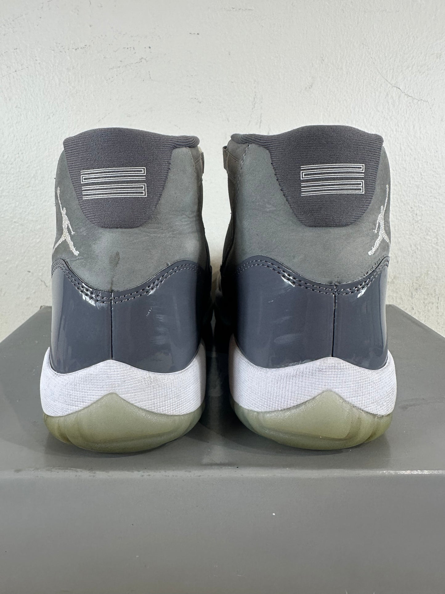 Air Jordan 11 High Cool Grey Sz 9