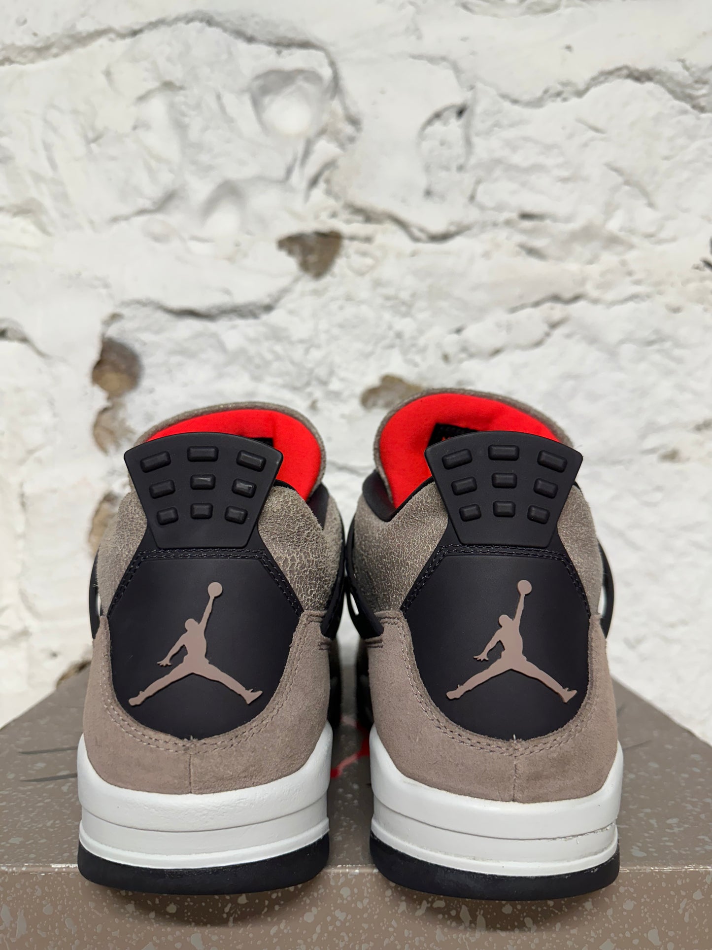 Air Jordan 4 Taupe Haze Sz 12