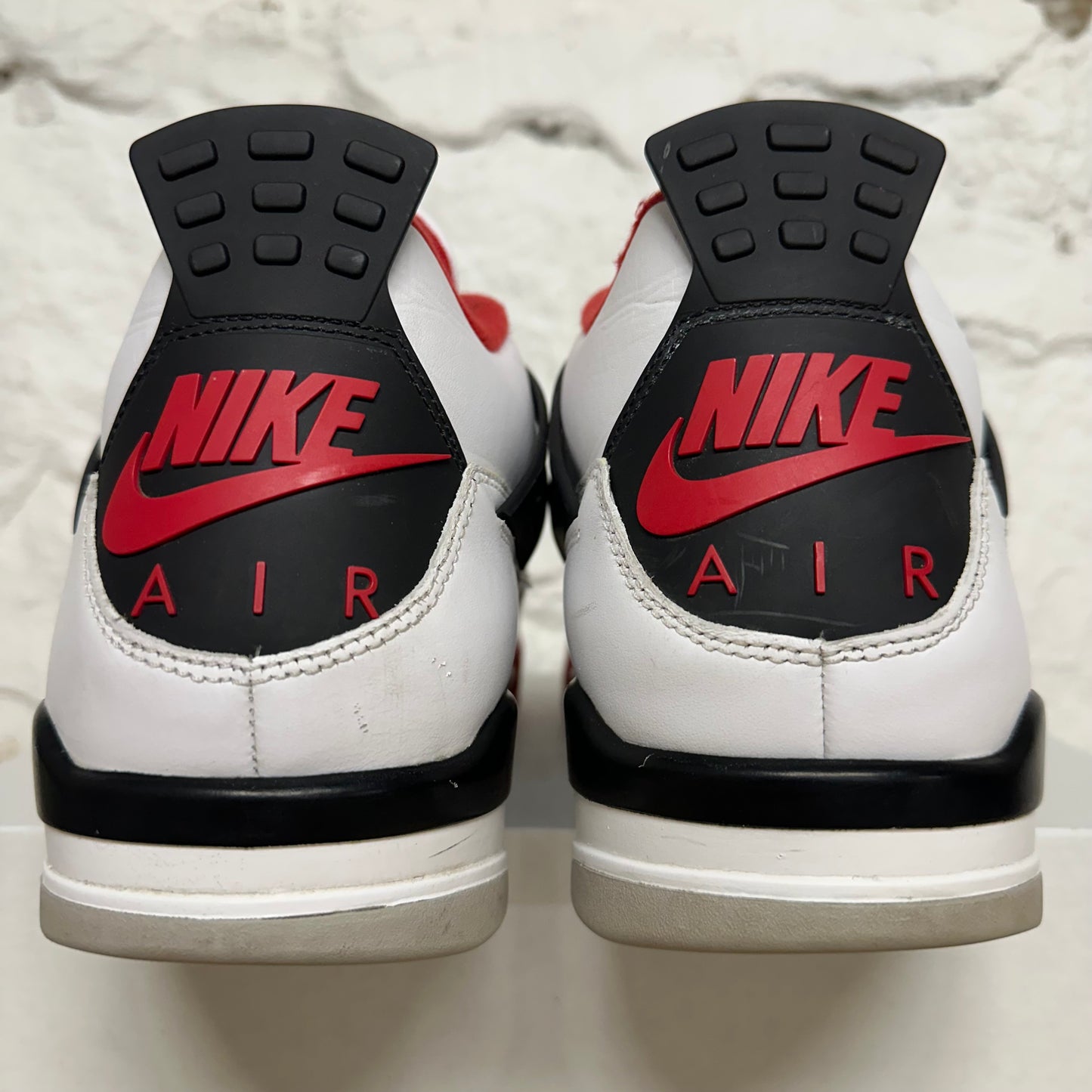 Air Jordan 4 Fire Red Sz 14