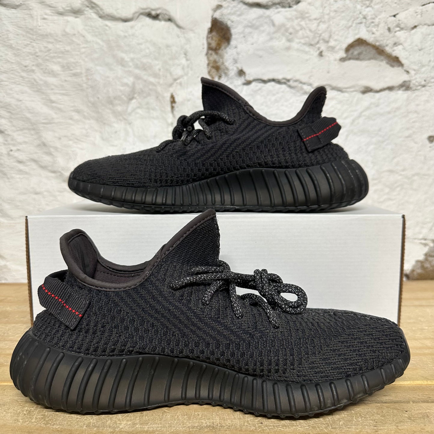 Yeezy 350 V2 Black (Non-Reflective) Sz 9