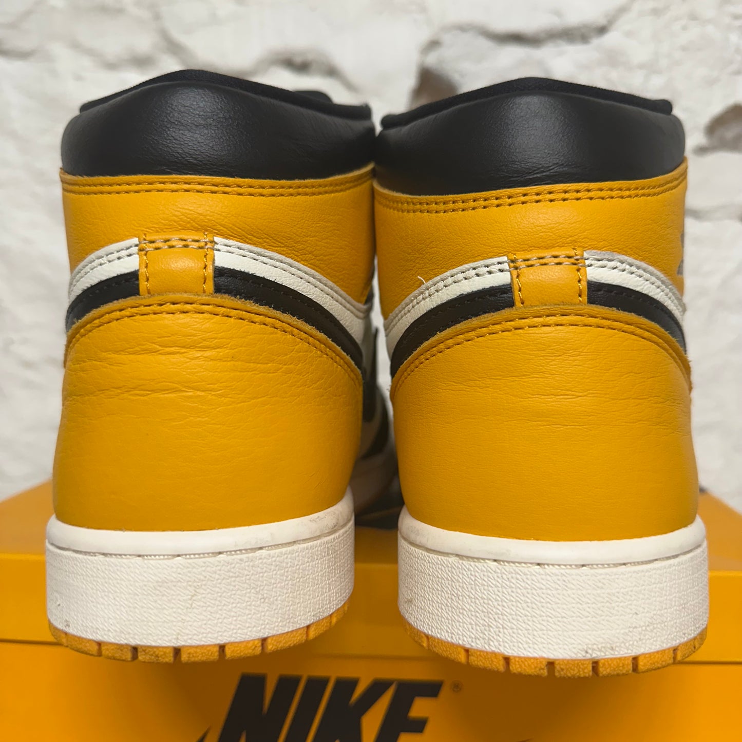 Air Jordan 1 High Taxi Sz 12