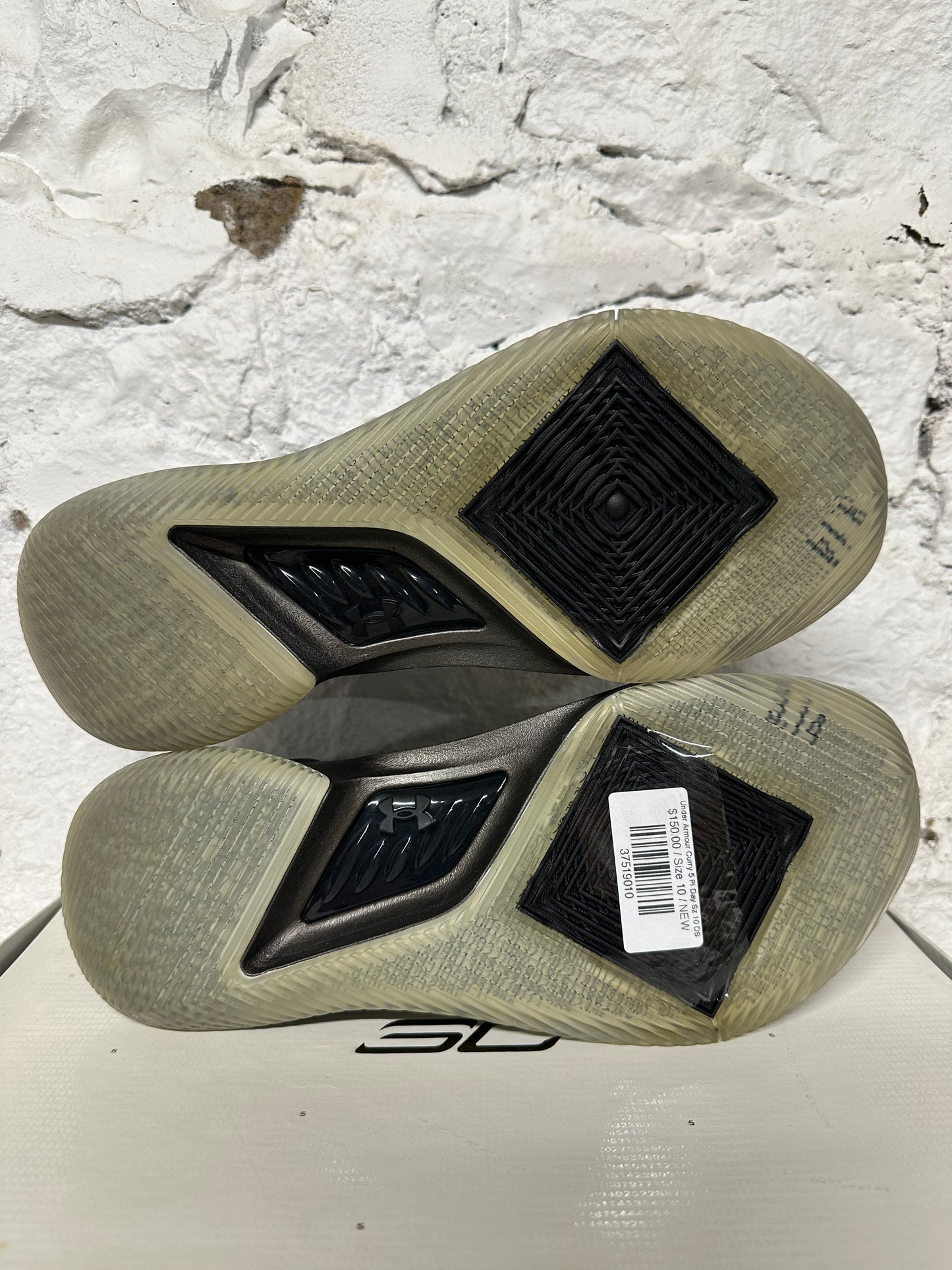 Under Armour Curry 5 Pi Day Sz 10 DS