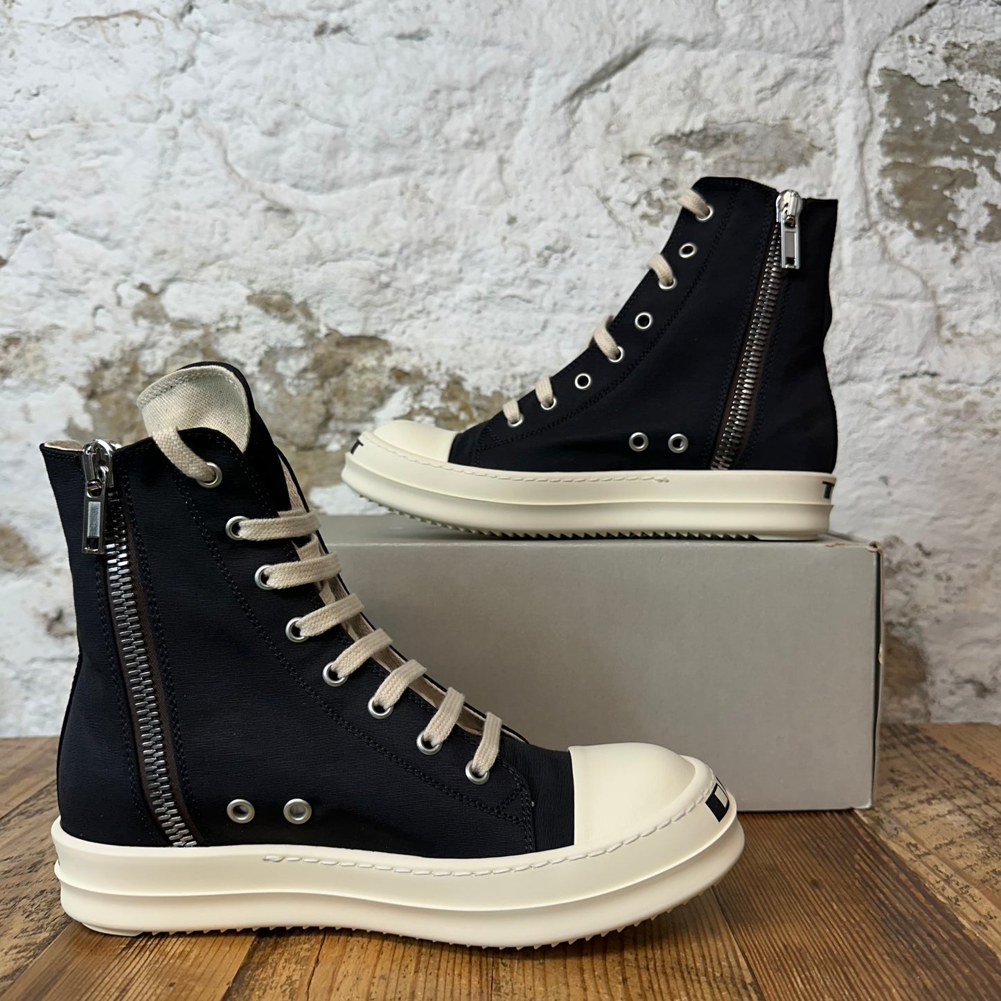 Rick Owens High Quote Black Milk Sneaker Sz 5 (37) DS