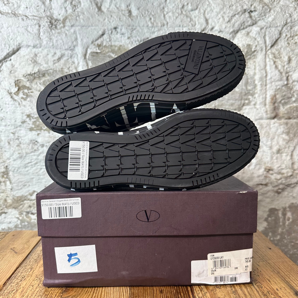 Valentino Garavani Giggies Black White Sneaker Sz 8 (41)