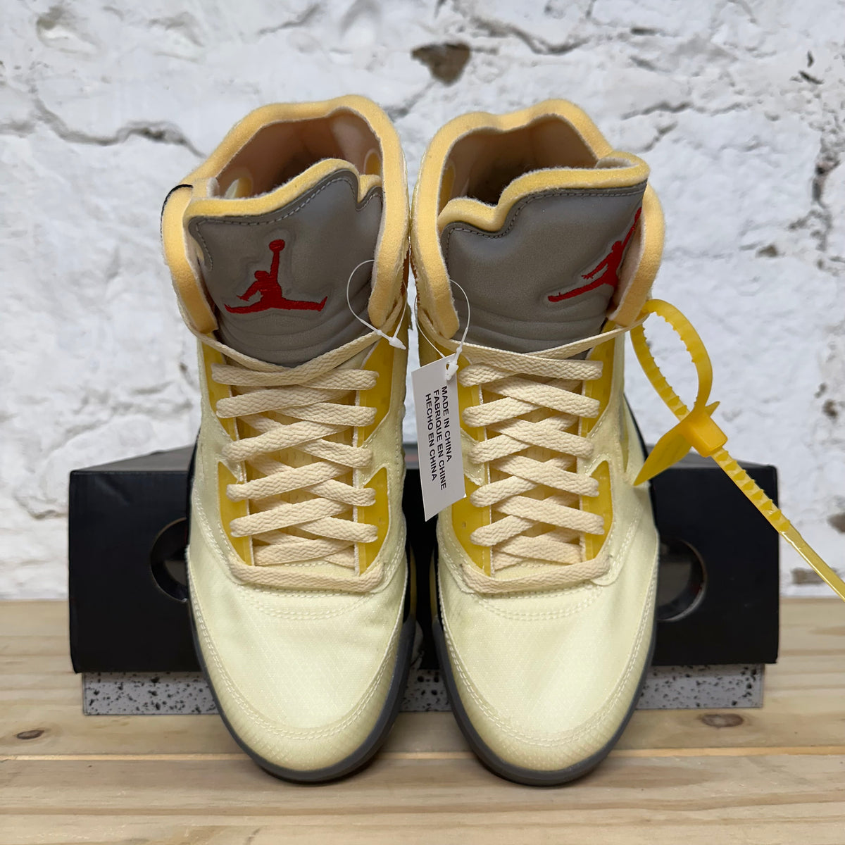 Air Jordan 5 Off-White Sail Sz 8.5 DS