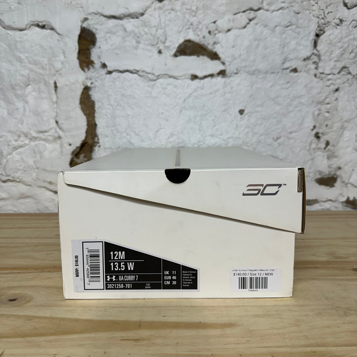 Under Armour 7 Zeppelin Yellow Sz 12 DS
