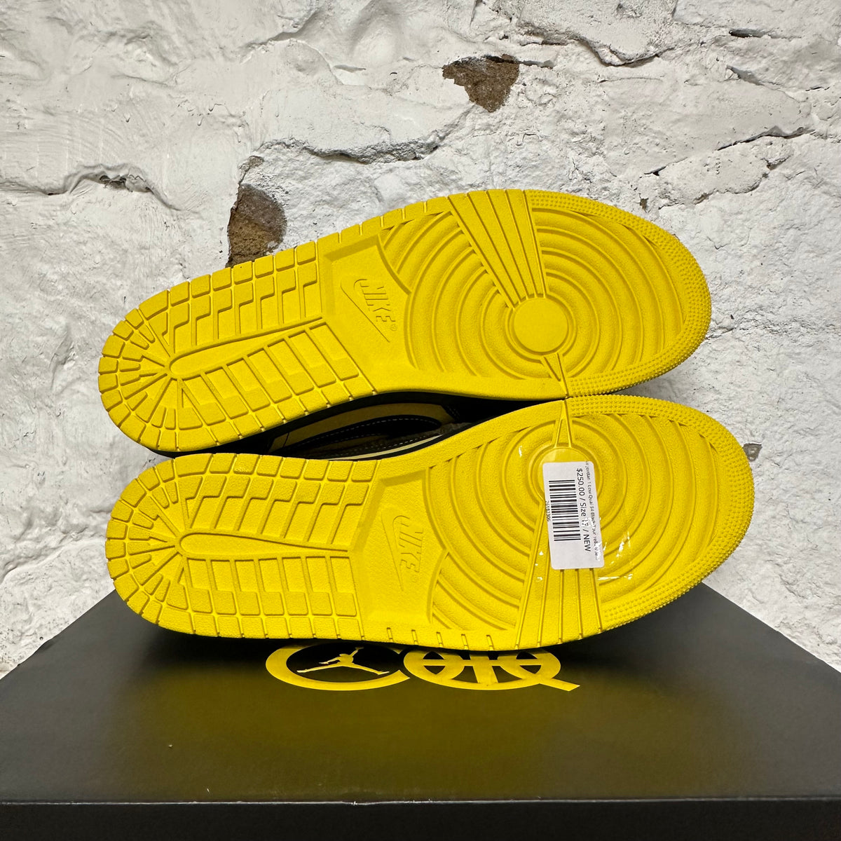 Air Jordan 1 Low Quai 54 Black Tour Yellow Sz 13 DS