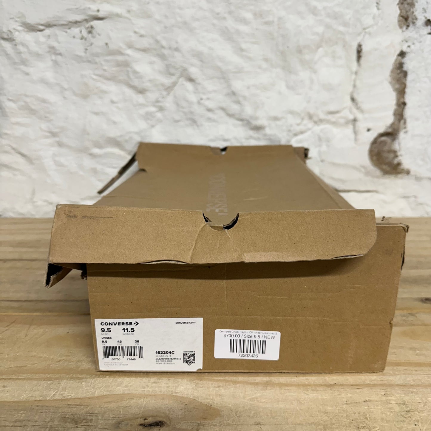 Converse Chuck Taylor All Star Vulcanized Hi Off-White Sz 9.5 DS