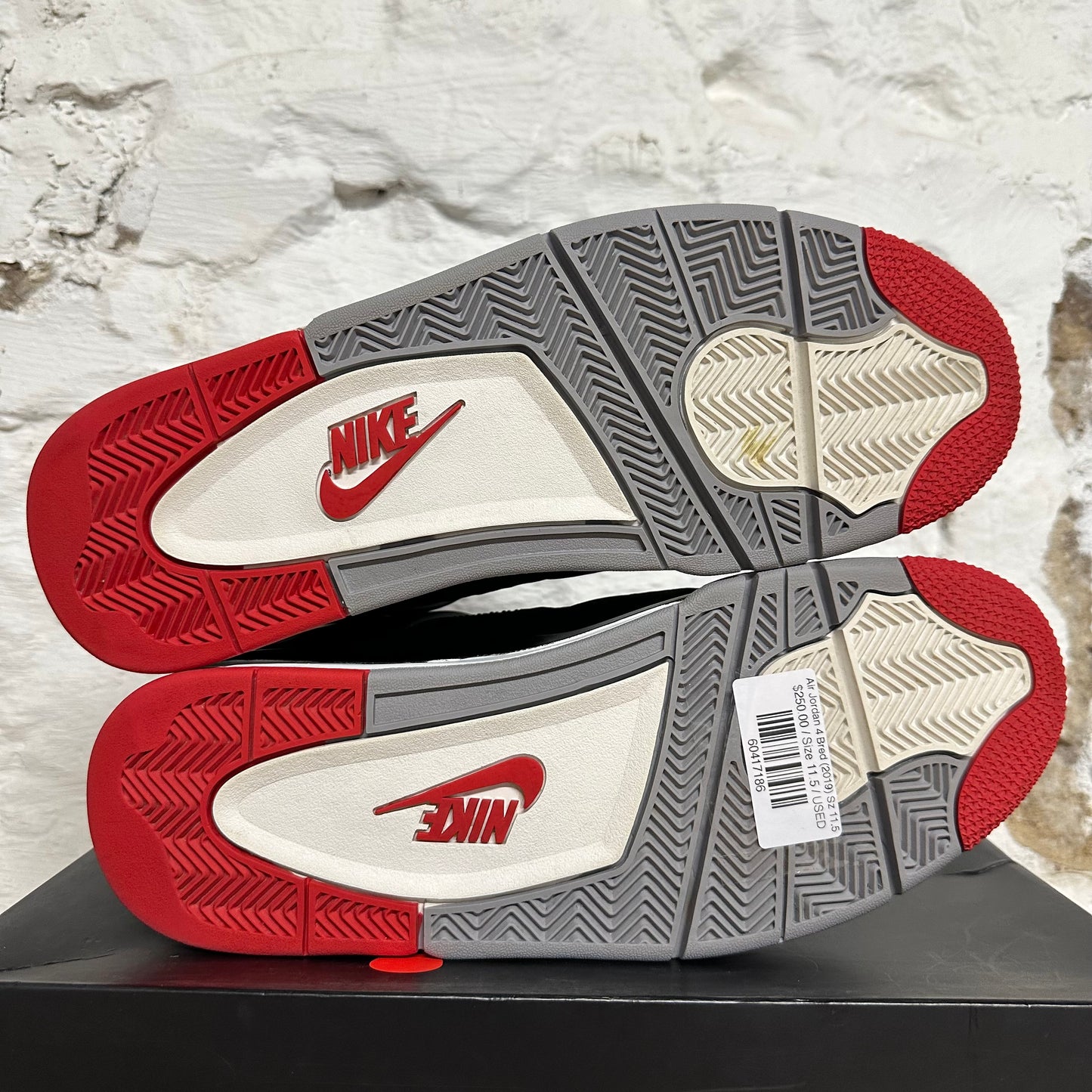 Air Jordan 4 Bred (2019) Sz 11.5