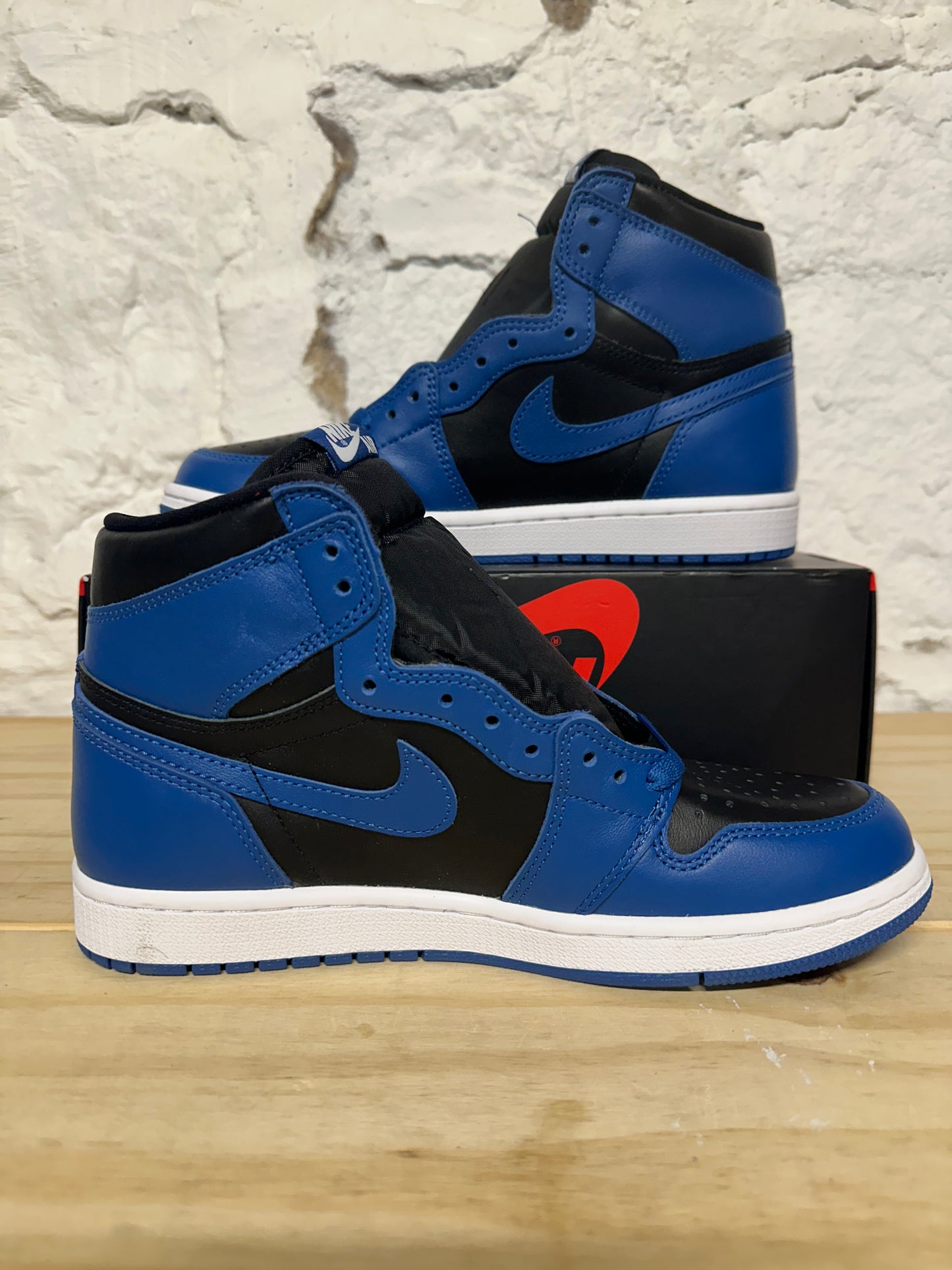 Air Jordan 1 High Dark Marina Blue Sz 8 DS
