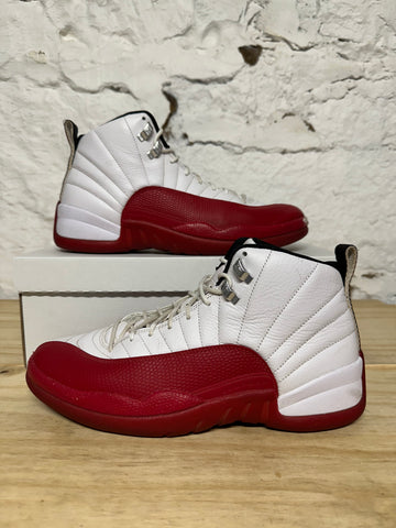 Air Jordan 12 Cherry Sz 10.5