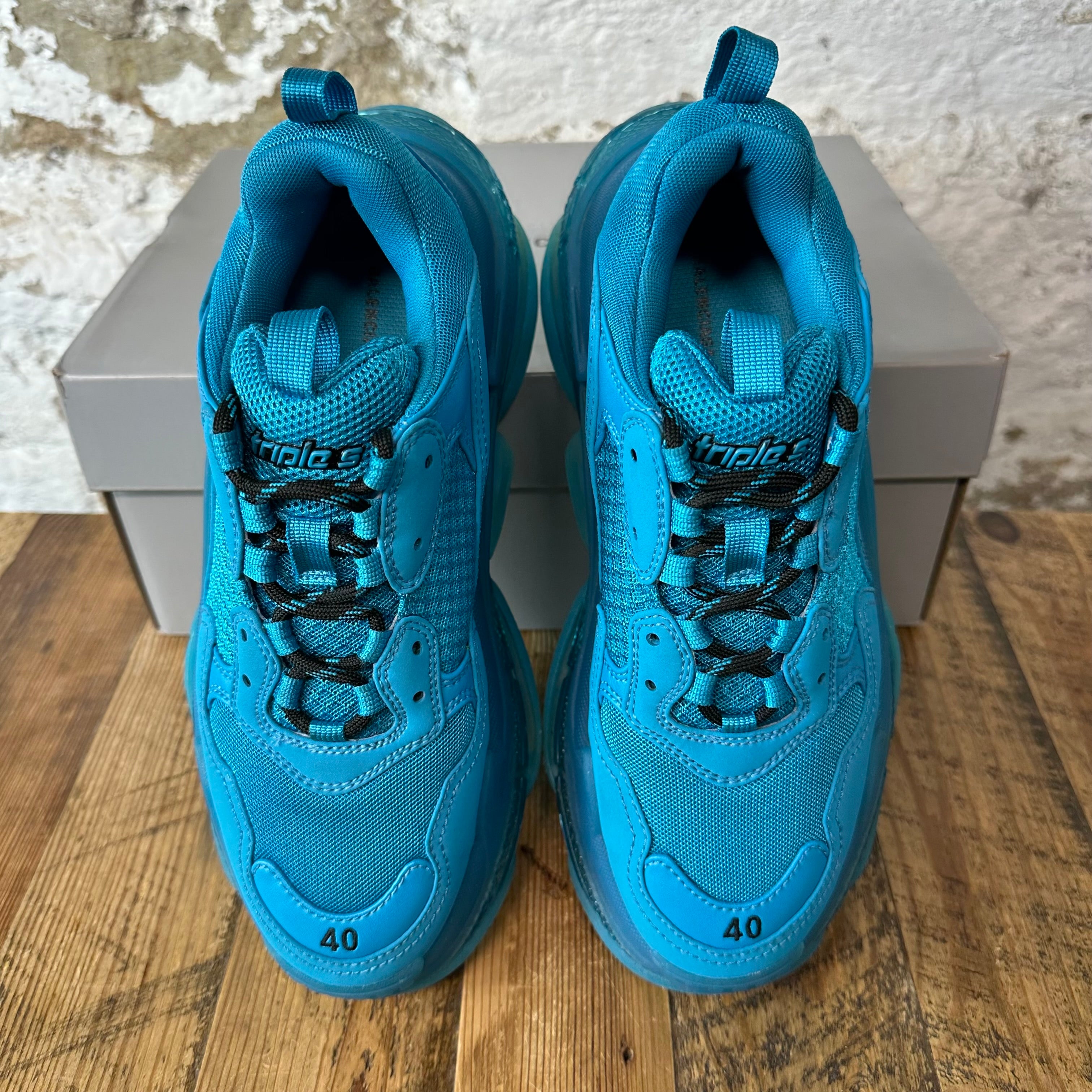 BALENCIAGA TRIPLE S 40 TURQUOISE 国内直営店購入 Balenciaga Triple S Teal Blue Sneaker Sz 7 (40) – The