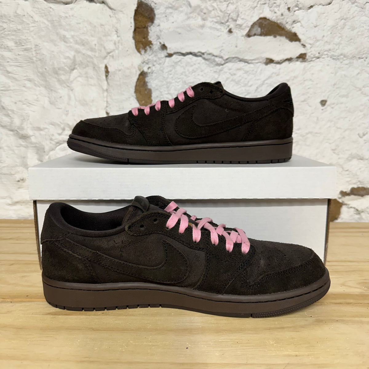 Air Jordan 1 Low Travis Scott Velvet Brown Sz 9.5