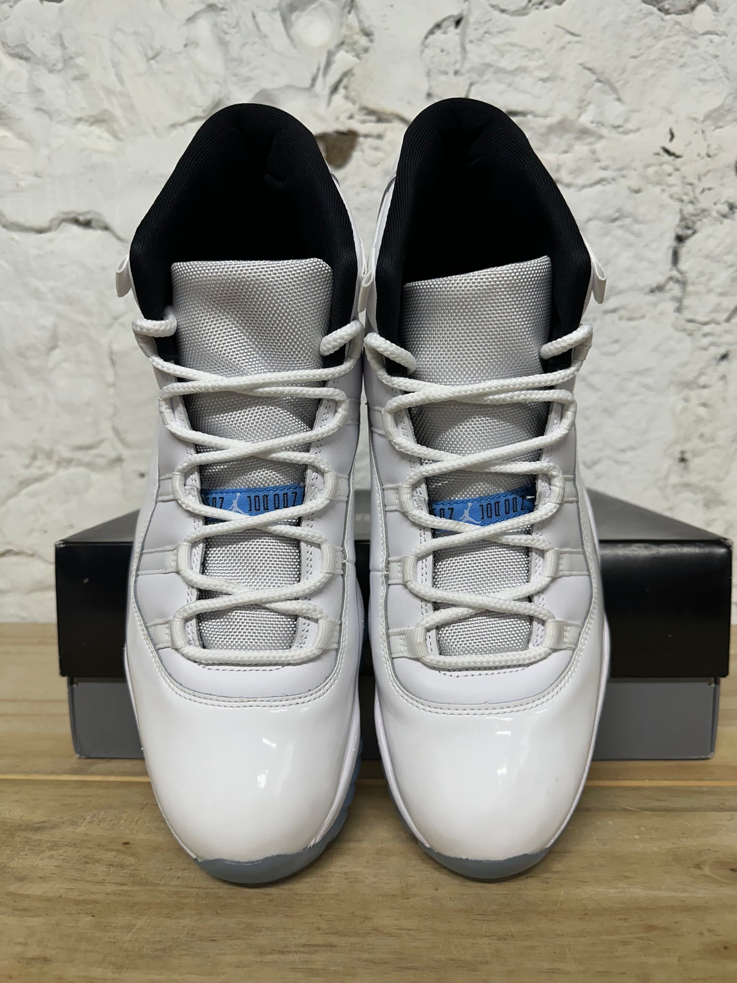 Air Jordan 11 Legend Blue Sz 14