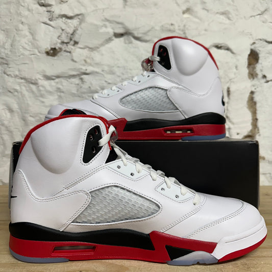 Air Jordan 5 Fire Red Black Tongue (2025) Sz 13 DS