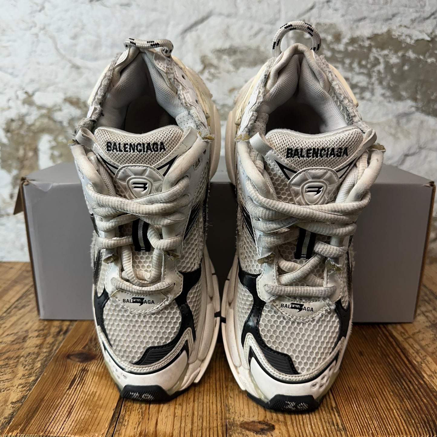 Balenciaga Runner Black White Gradient Sneaker Sz 6.5 (39)